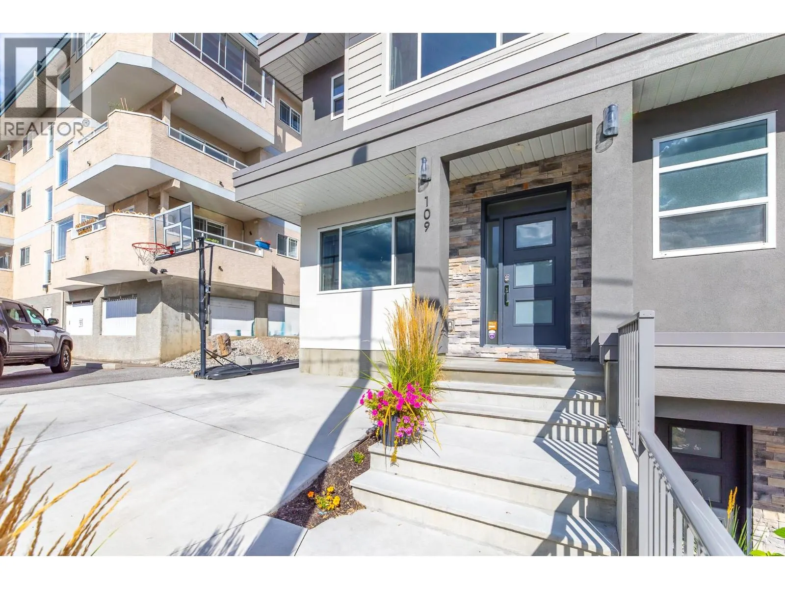 253 NORTON Street Unit# 109