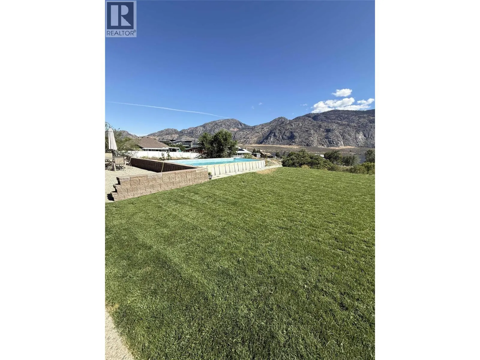 8807 Gala Crescent