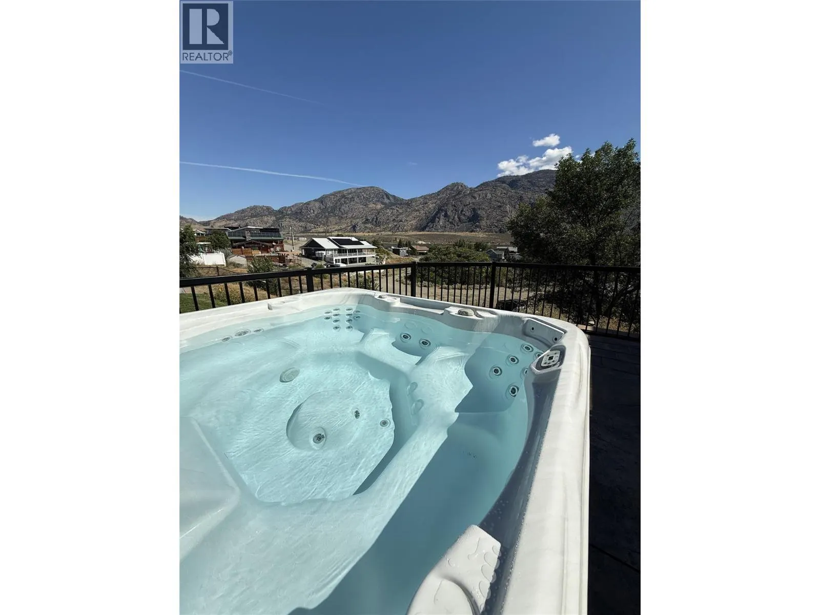 8807 Gala Crescent