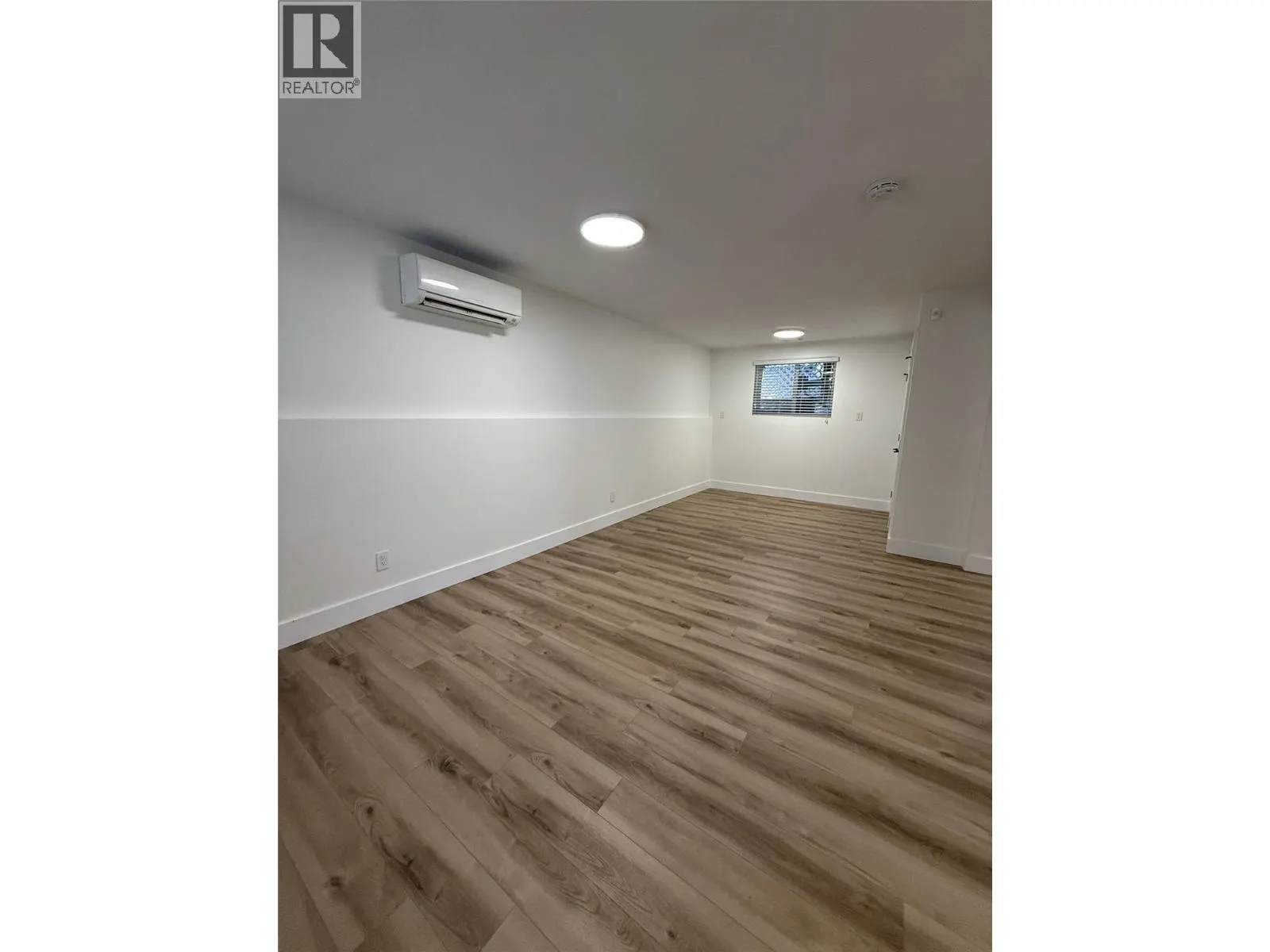 8807 Gala Crescent