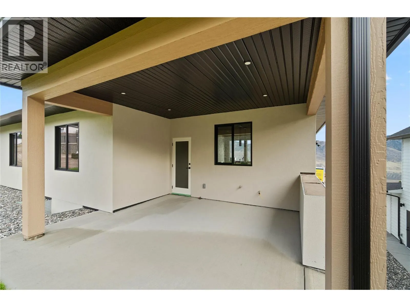 2256 Coldwater Drive