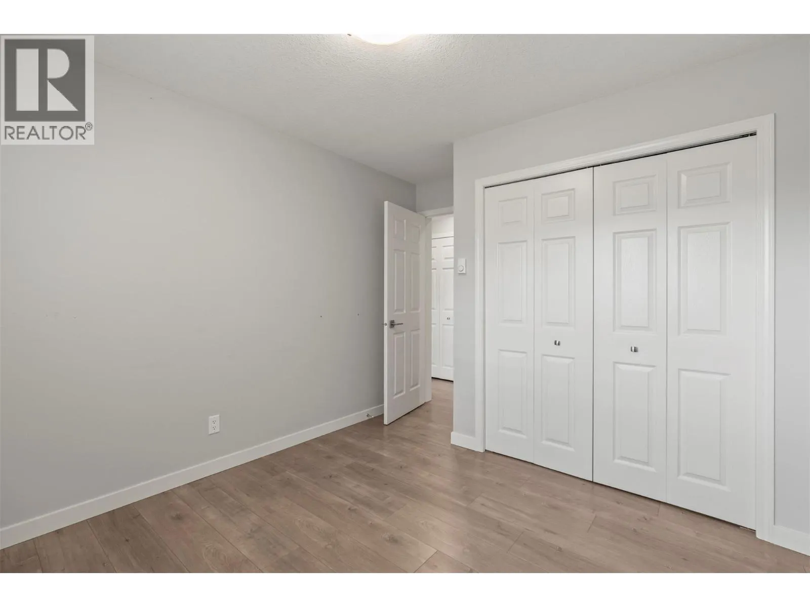 4202 Alexis Park Drive Unit# 101