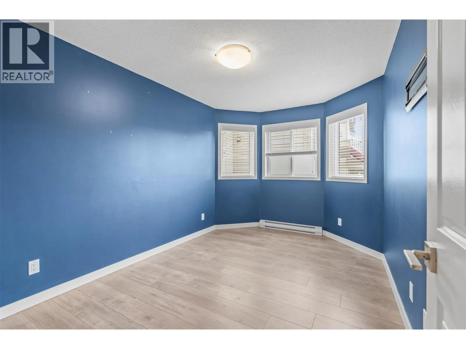4202 Alexis Park Drive Unit# 101