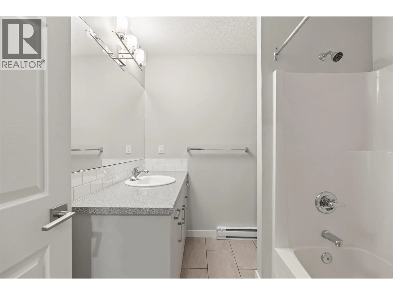 4202 Alexis Park Drive Unit# 101