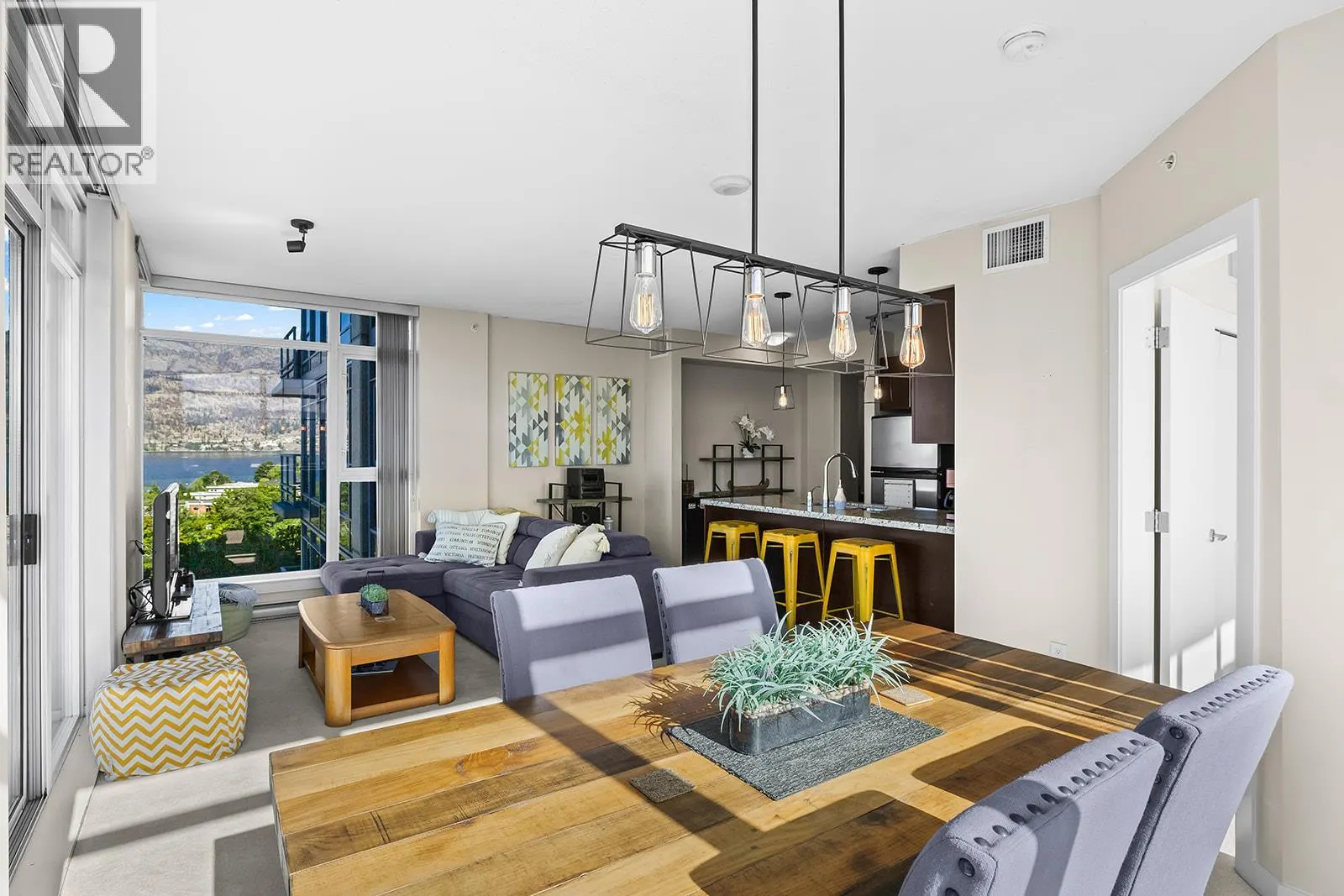 1075 Sunset Drive Unit# 906