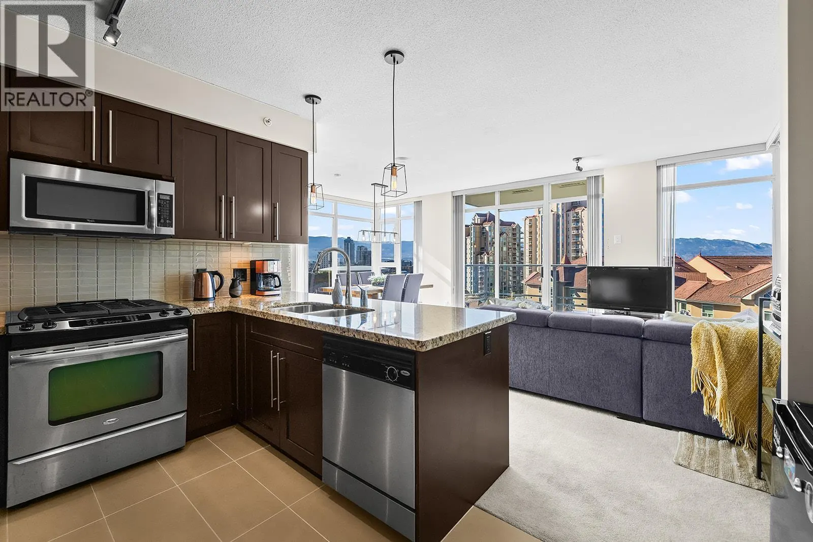 1075 Sunset Drive Unit# 906