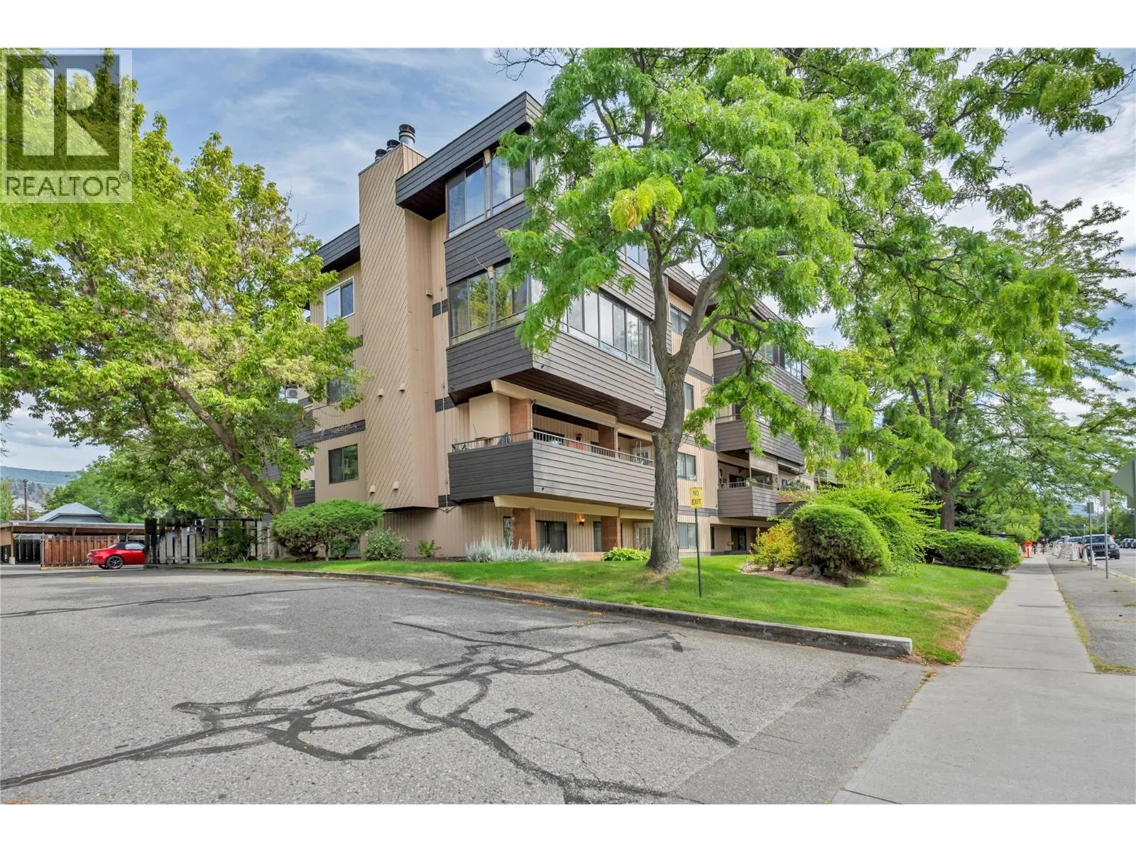 740 Winnipeg Street Unit# 401