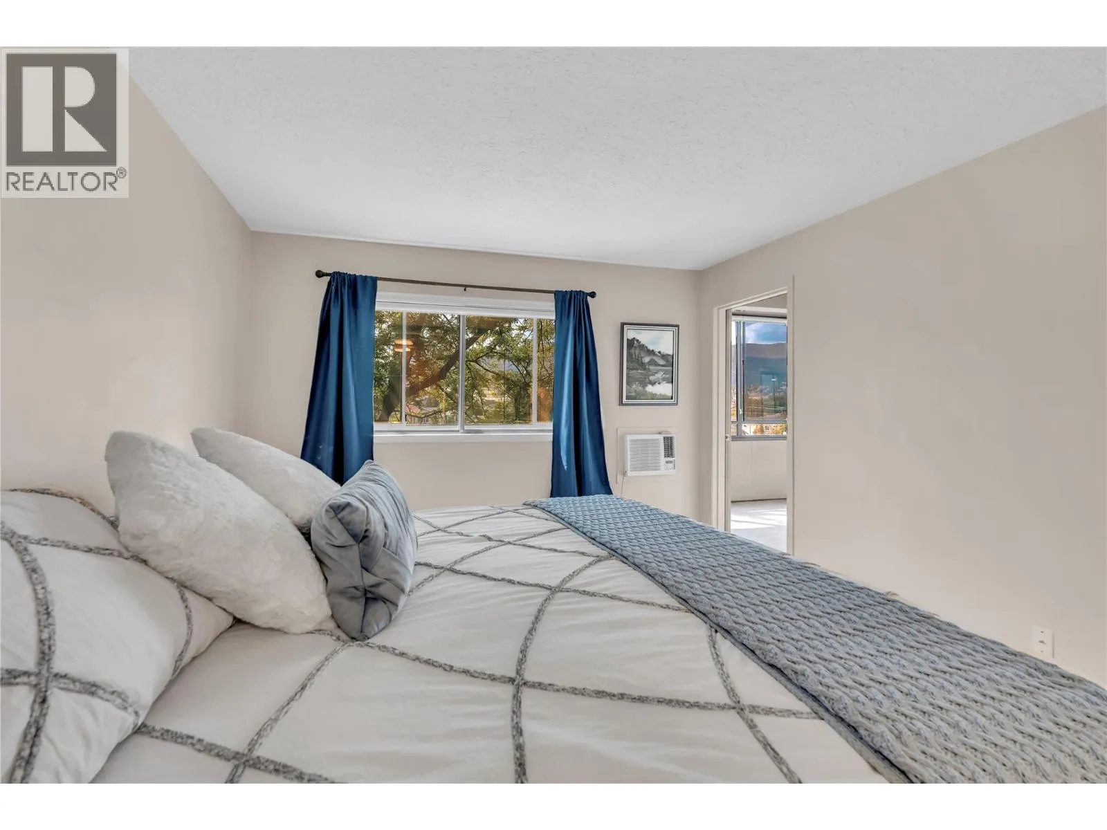 740 Winnipeg Street Unit# 401