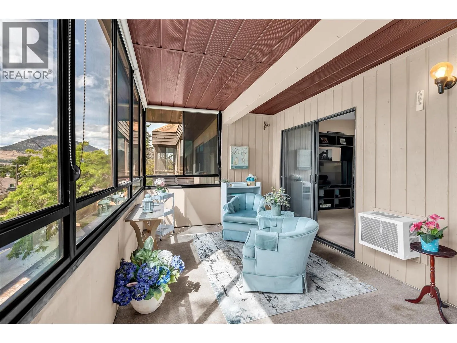 740 Winnipeg Street Unit# 401