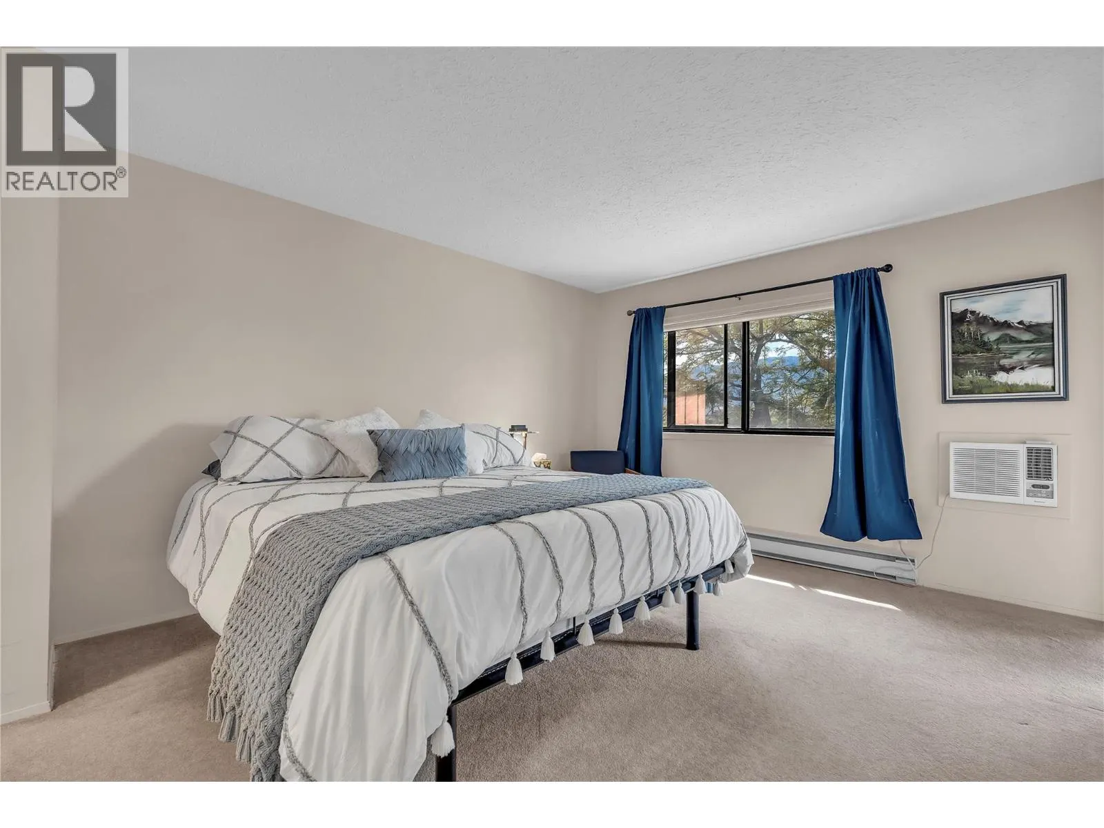 740 Winnipeg Street Unit# 401