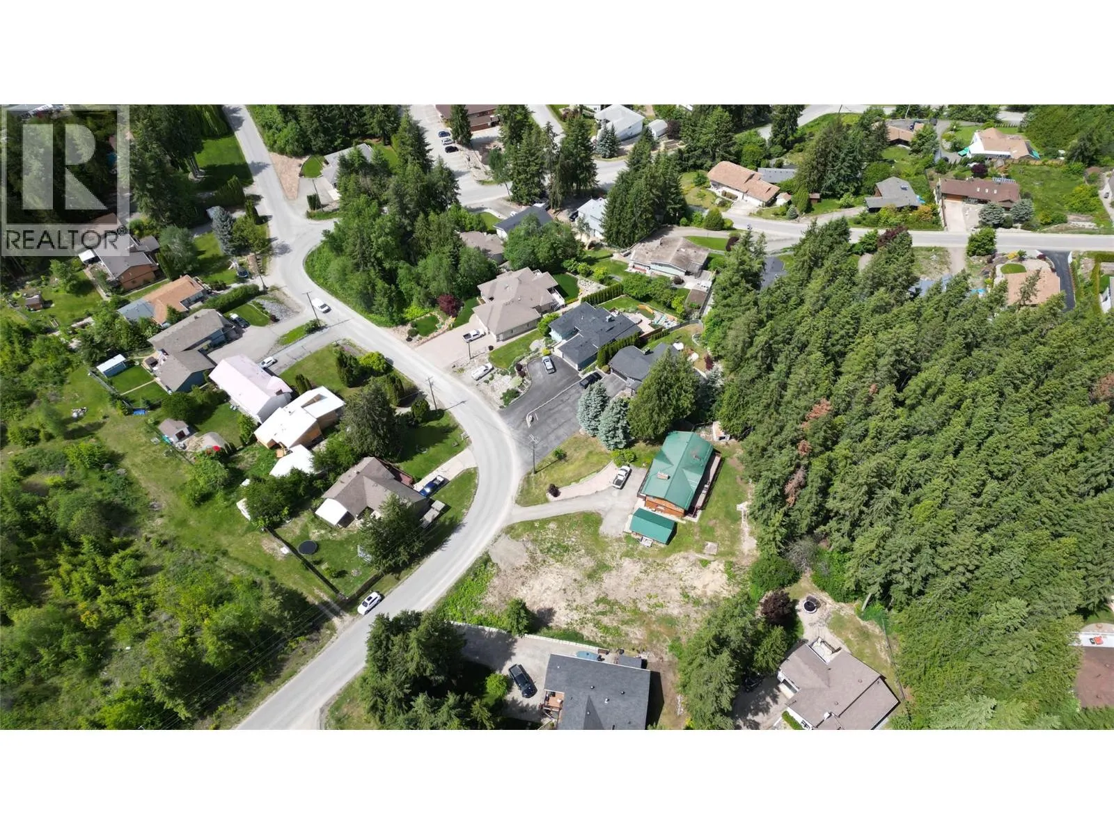 2902 Cedar Drive
