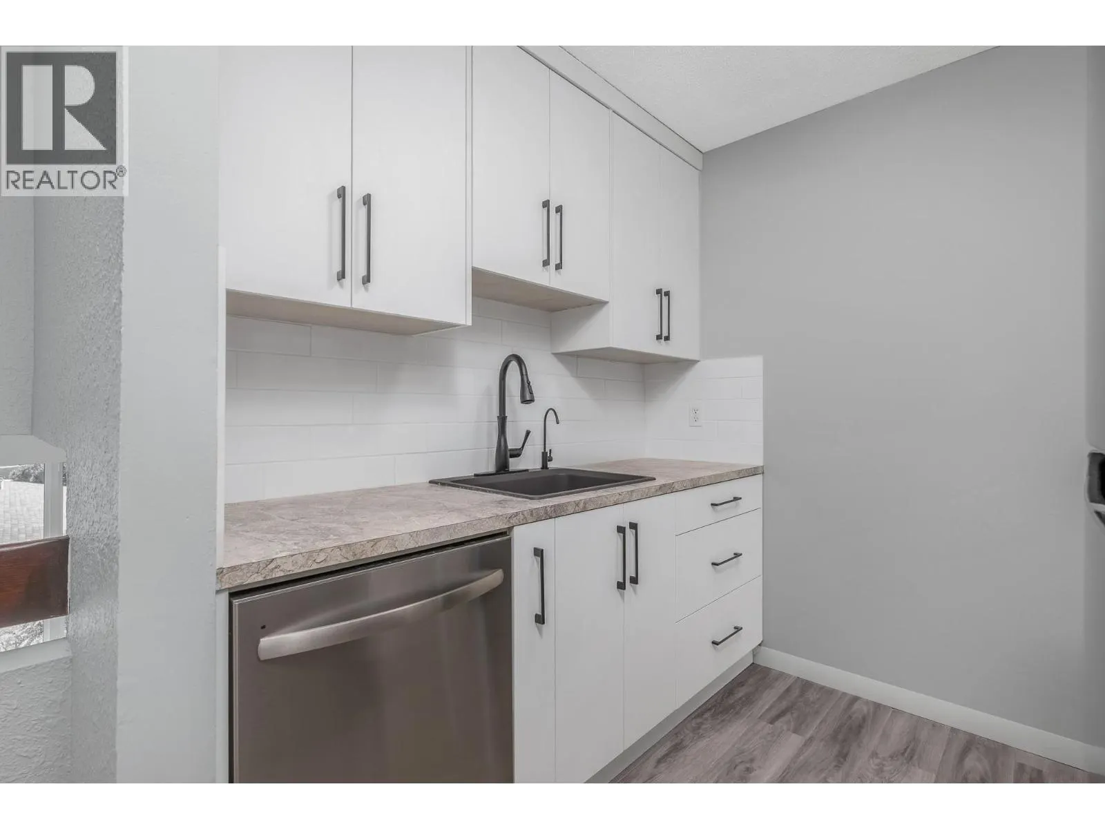 3800 40 Avenue Unit# 49