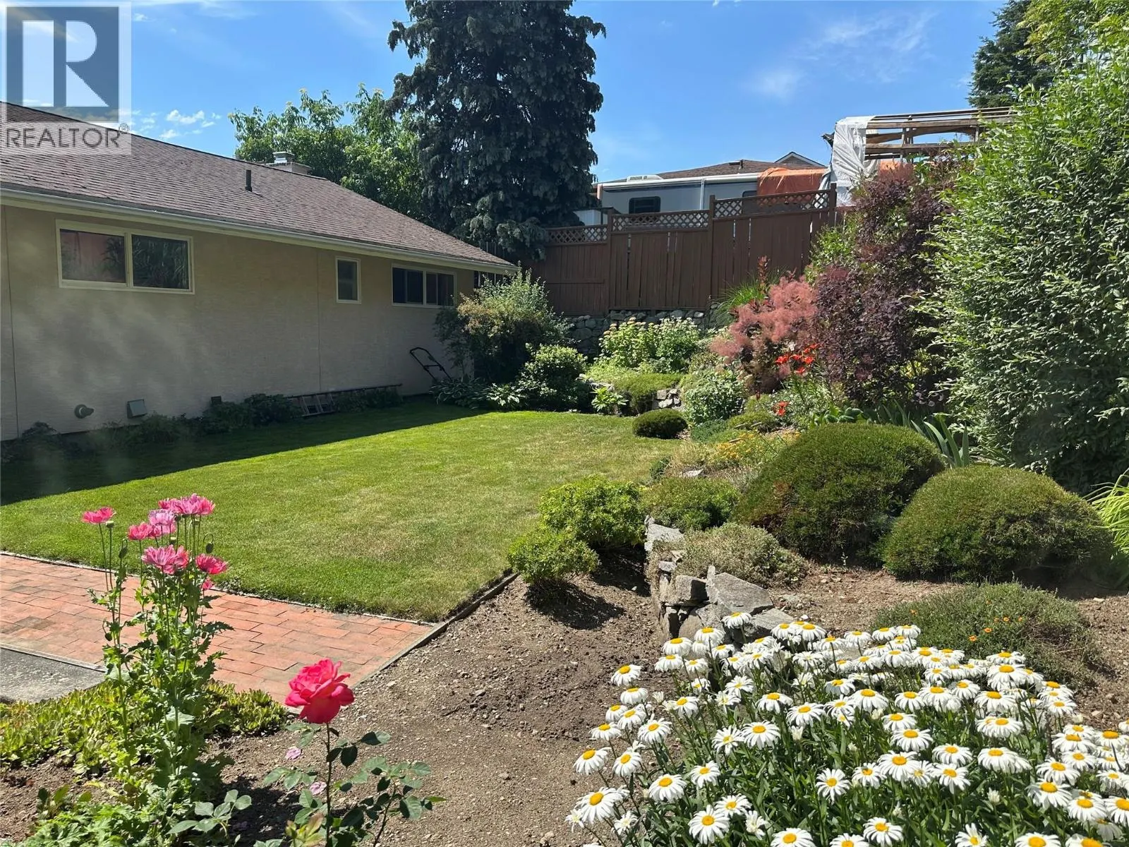 649 Johnstone Road