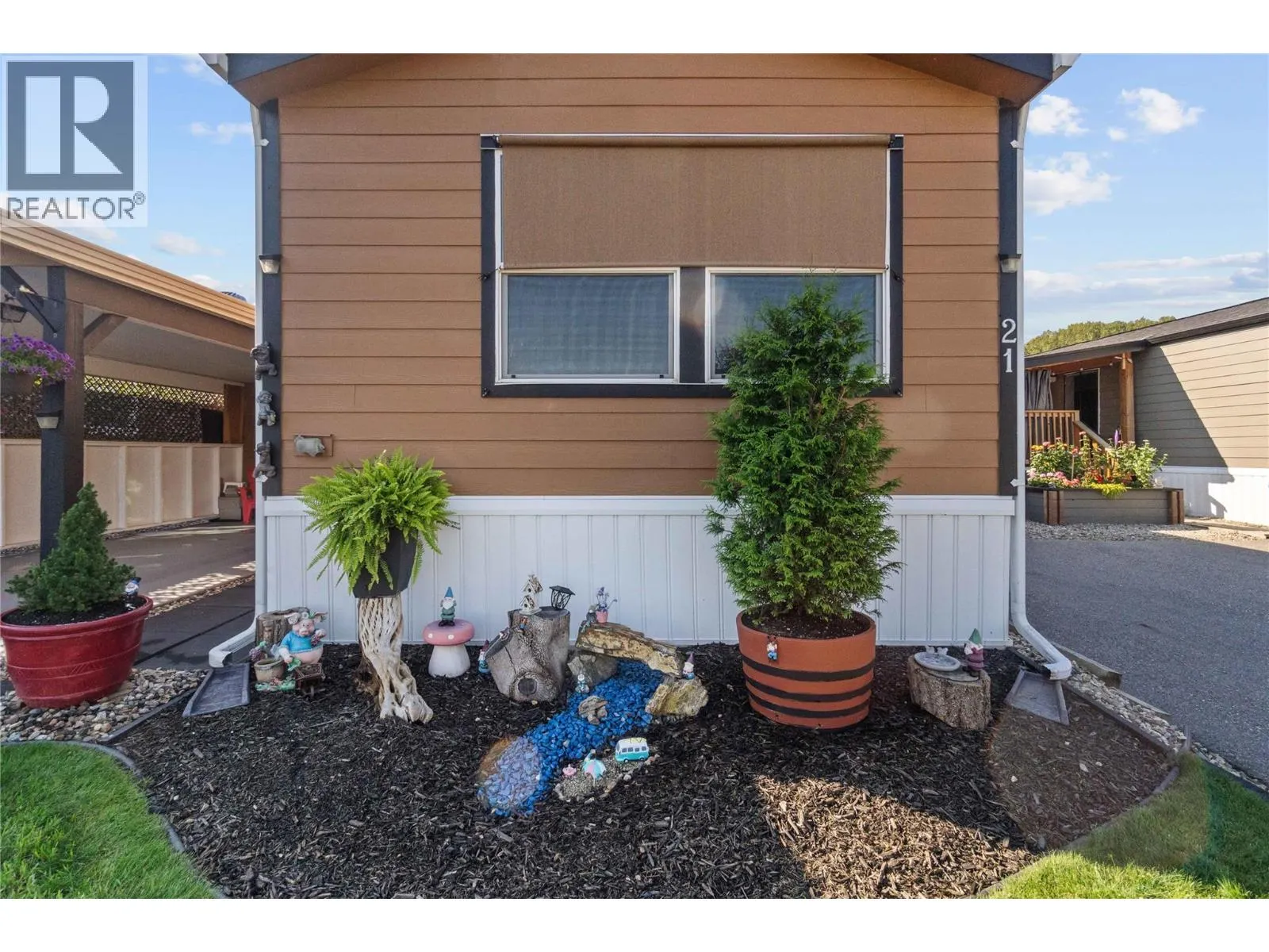 4811 10A Avenue NE Unit# 21
