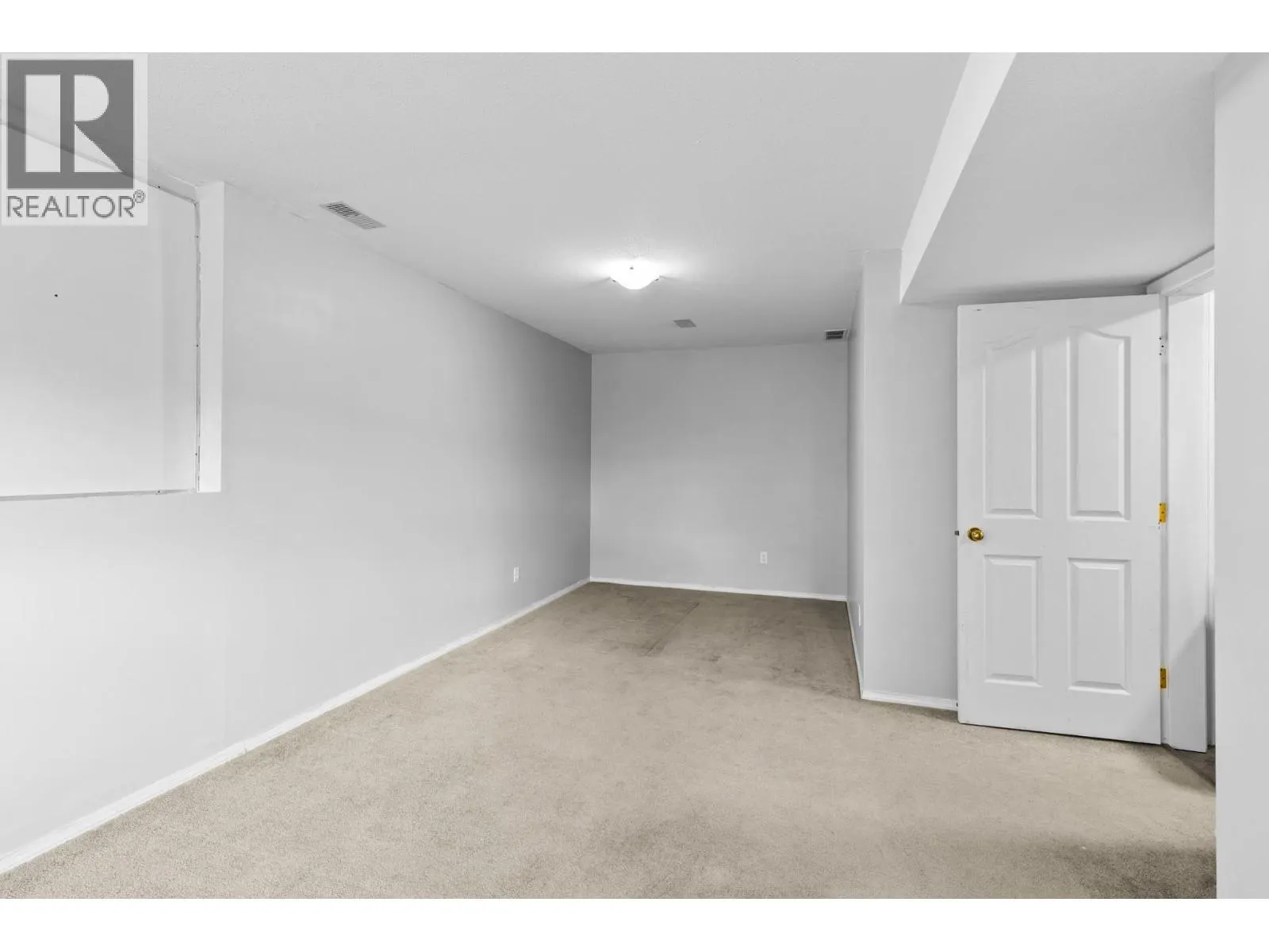 125 Applecrest Court