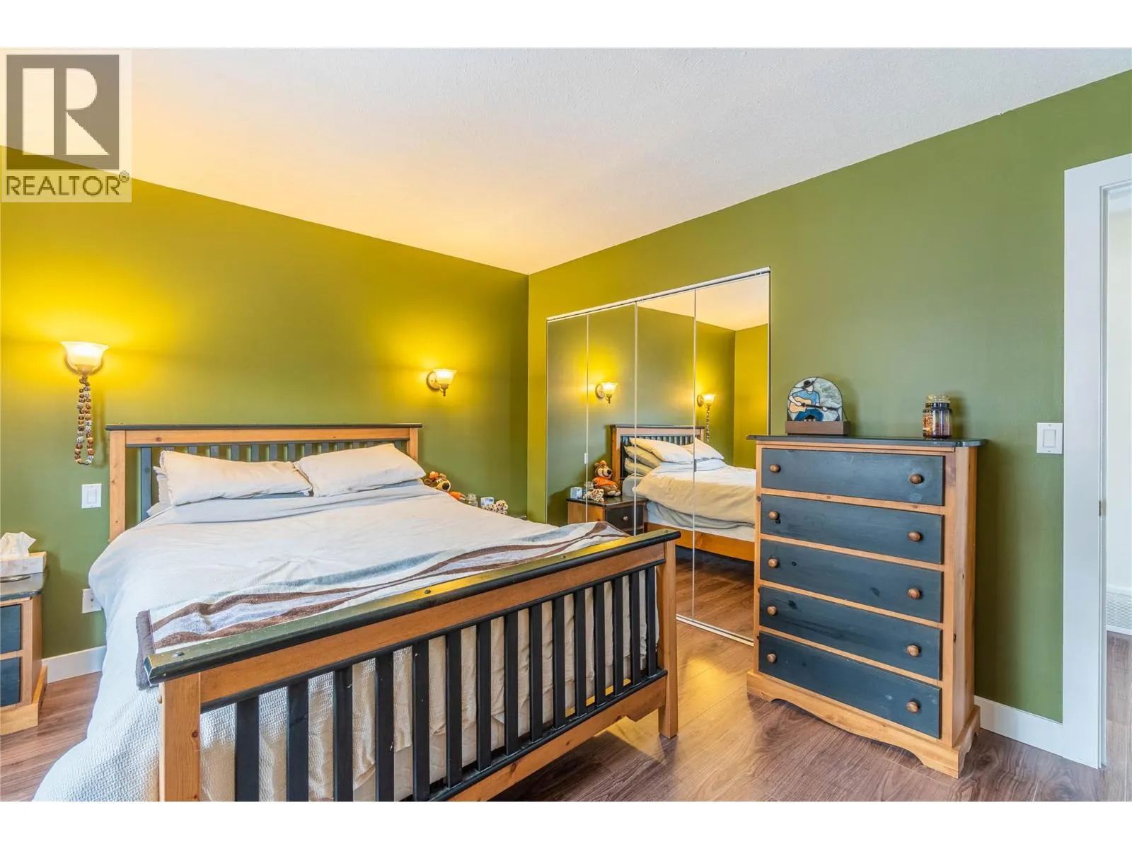 2020 Van Horne Drive Unit# 13