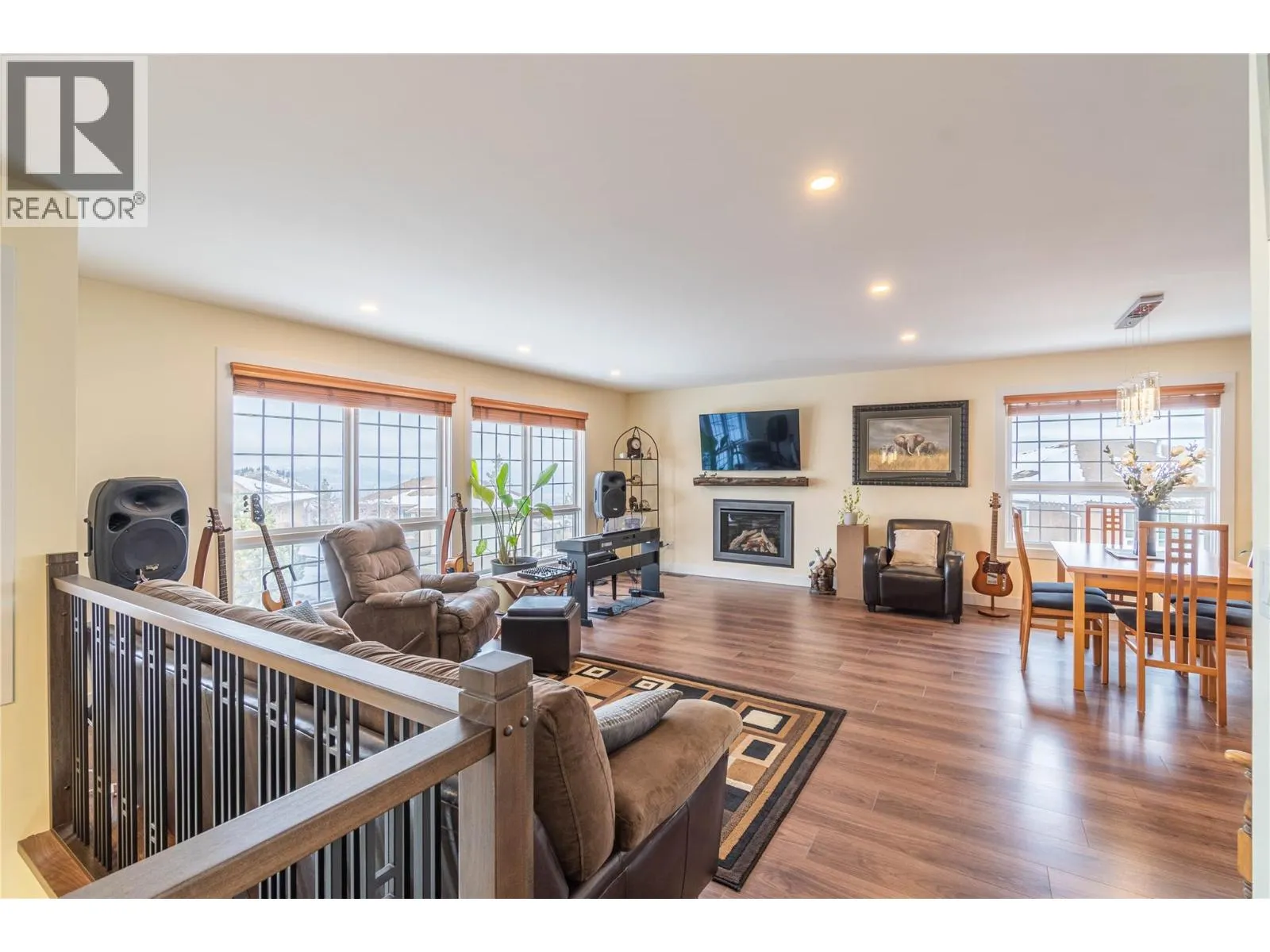 2020 Van Horne Drive Unit# 13