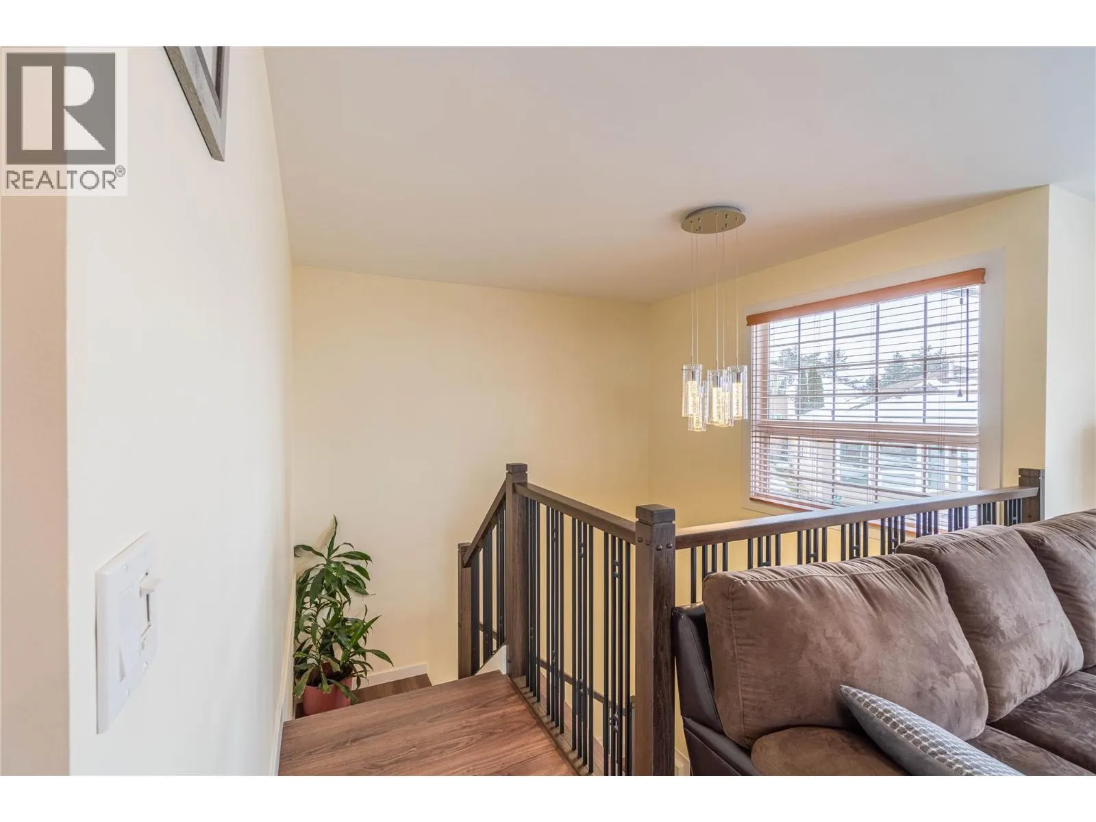 2020 Van Horne Drive Unit# 13