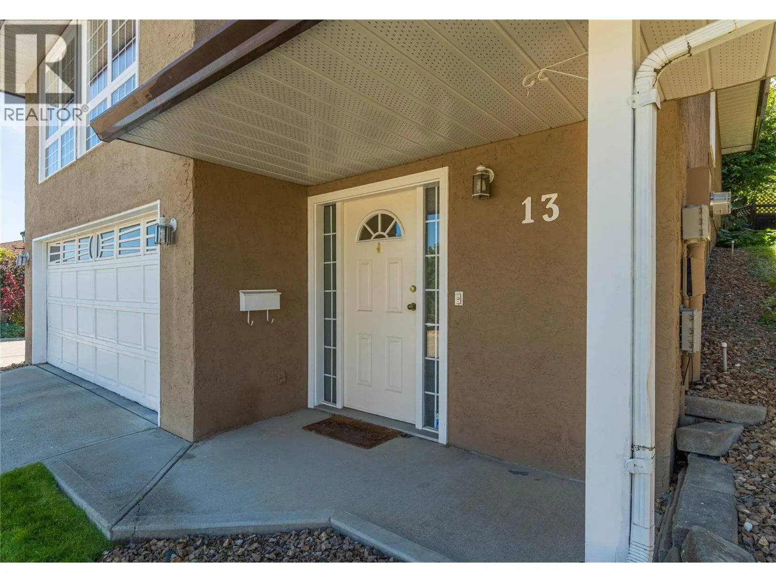 2020 Van Horne Drive Unit# 13