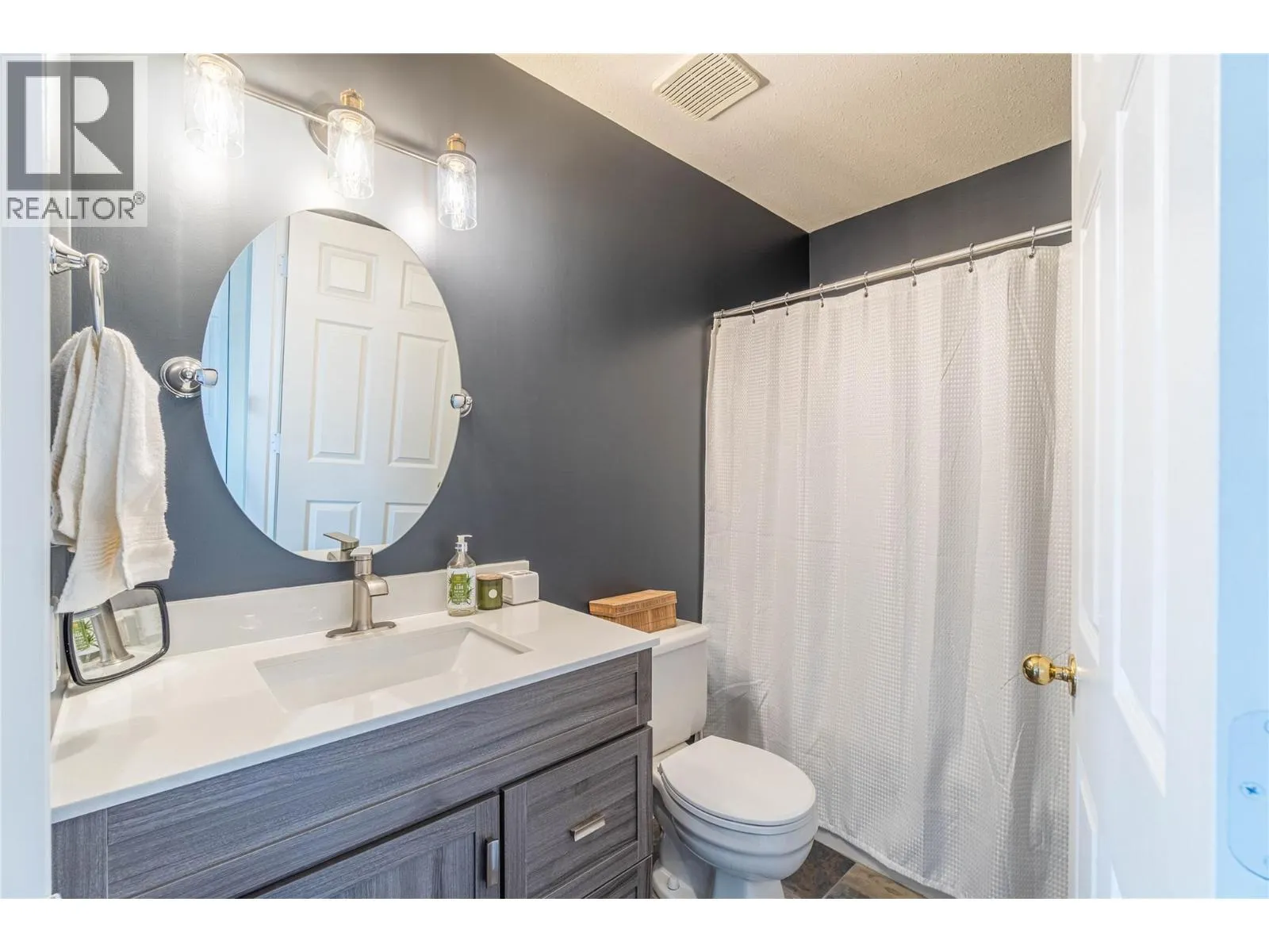 2020 Van Horne Drive Unit# 13