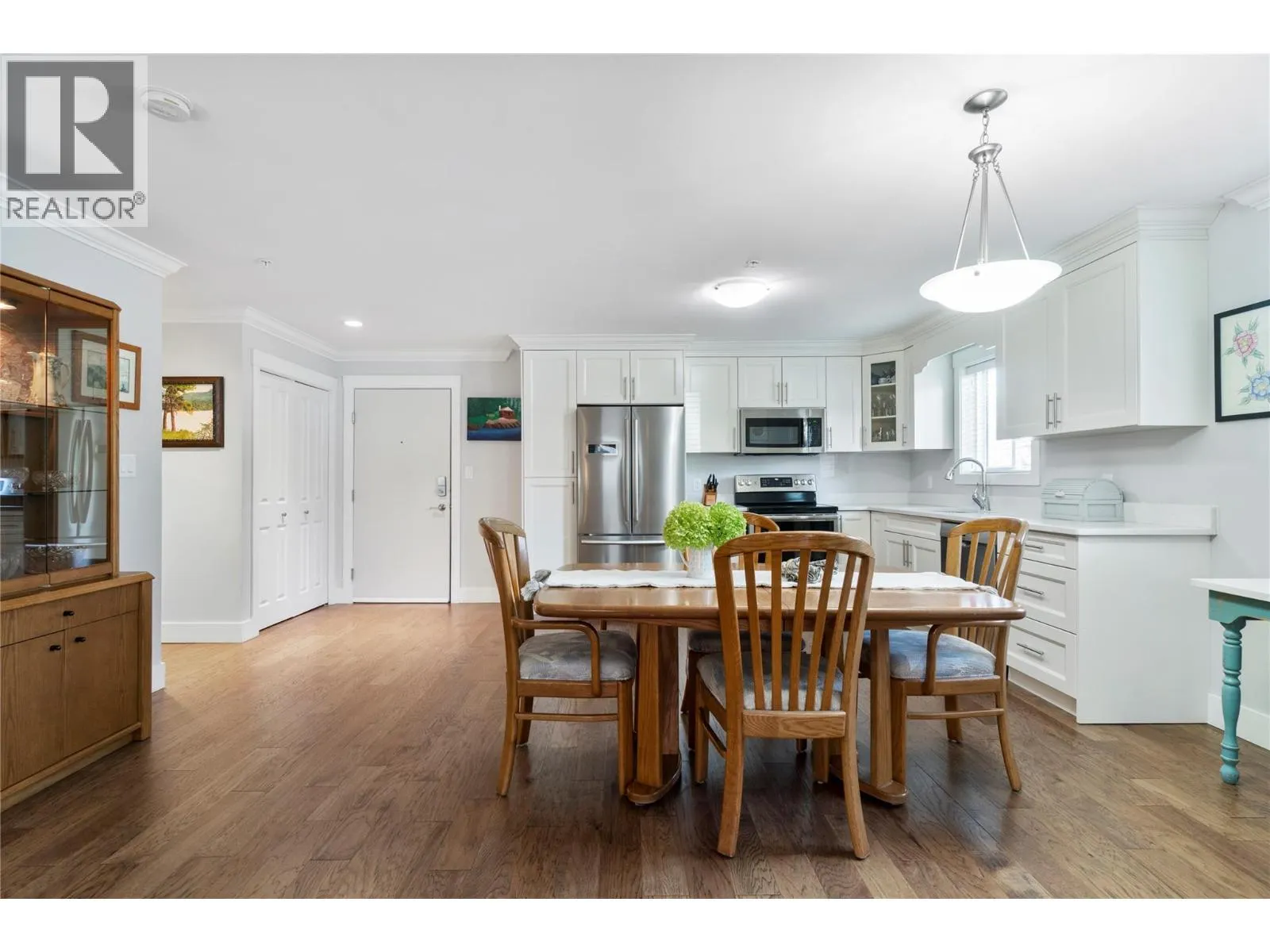 330 4th Avenue SE Unit# 202