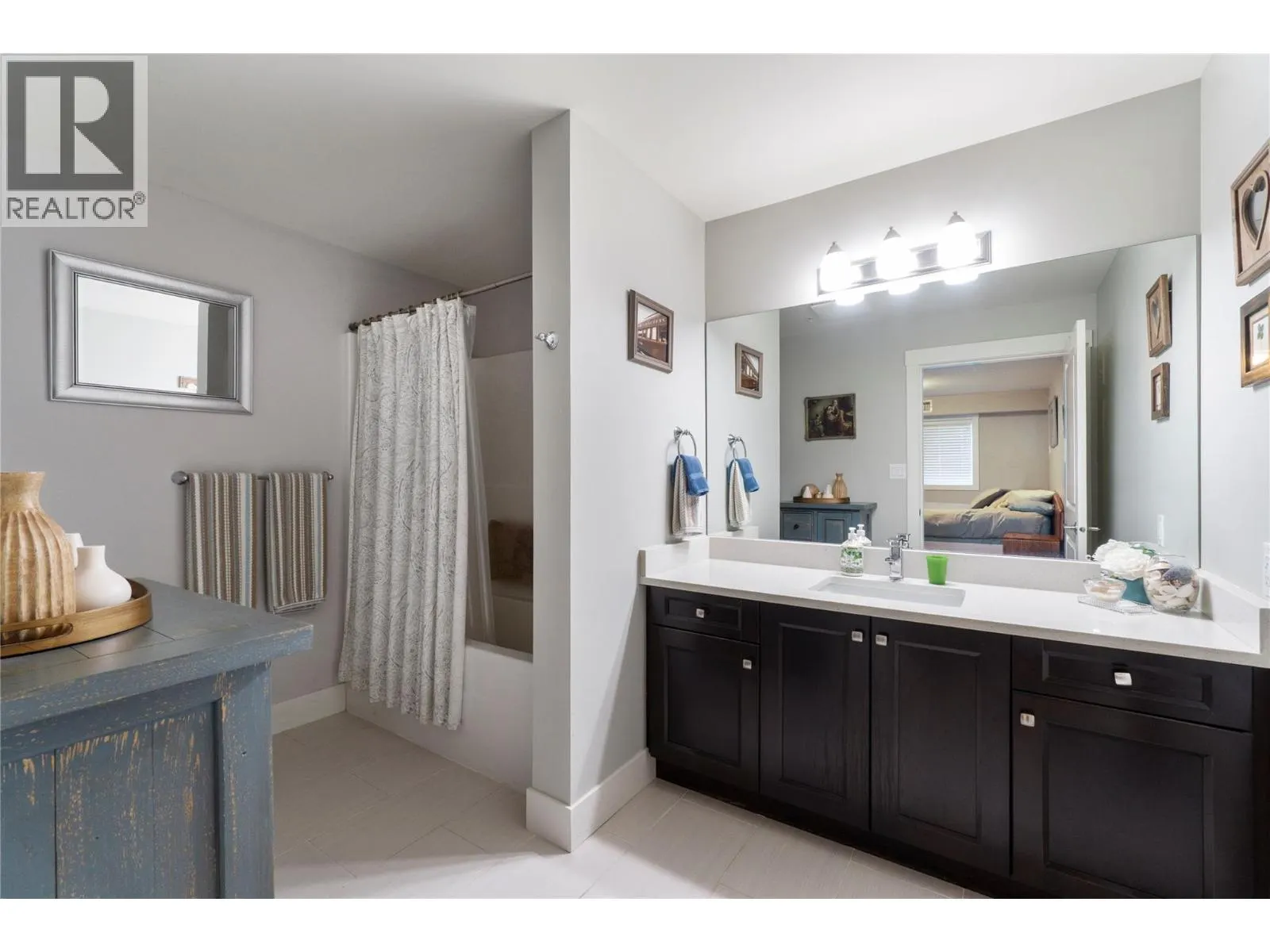 330 4th Avenue SE Unit# 202