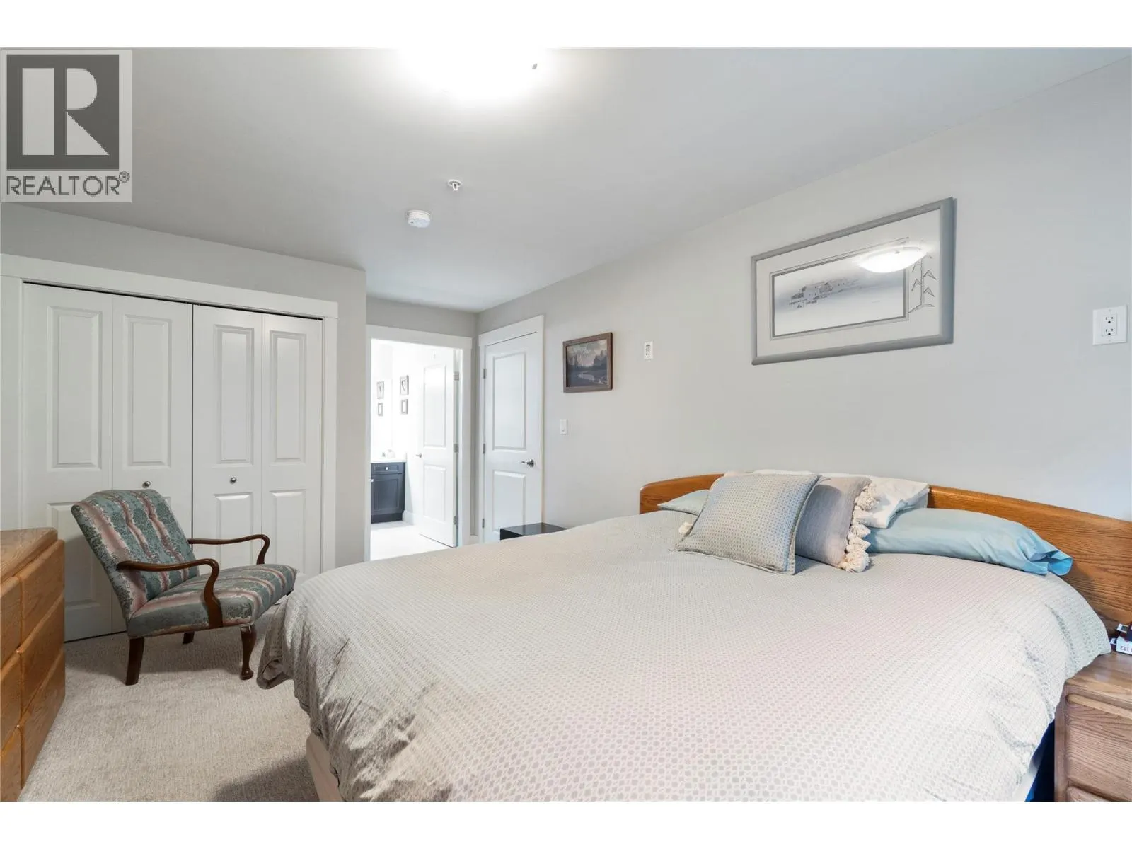 330 4th Avenue SE Unit# 202