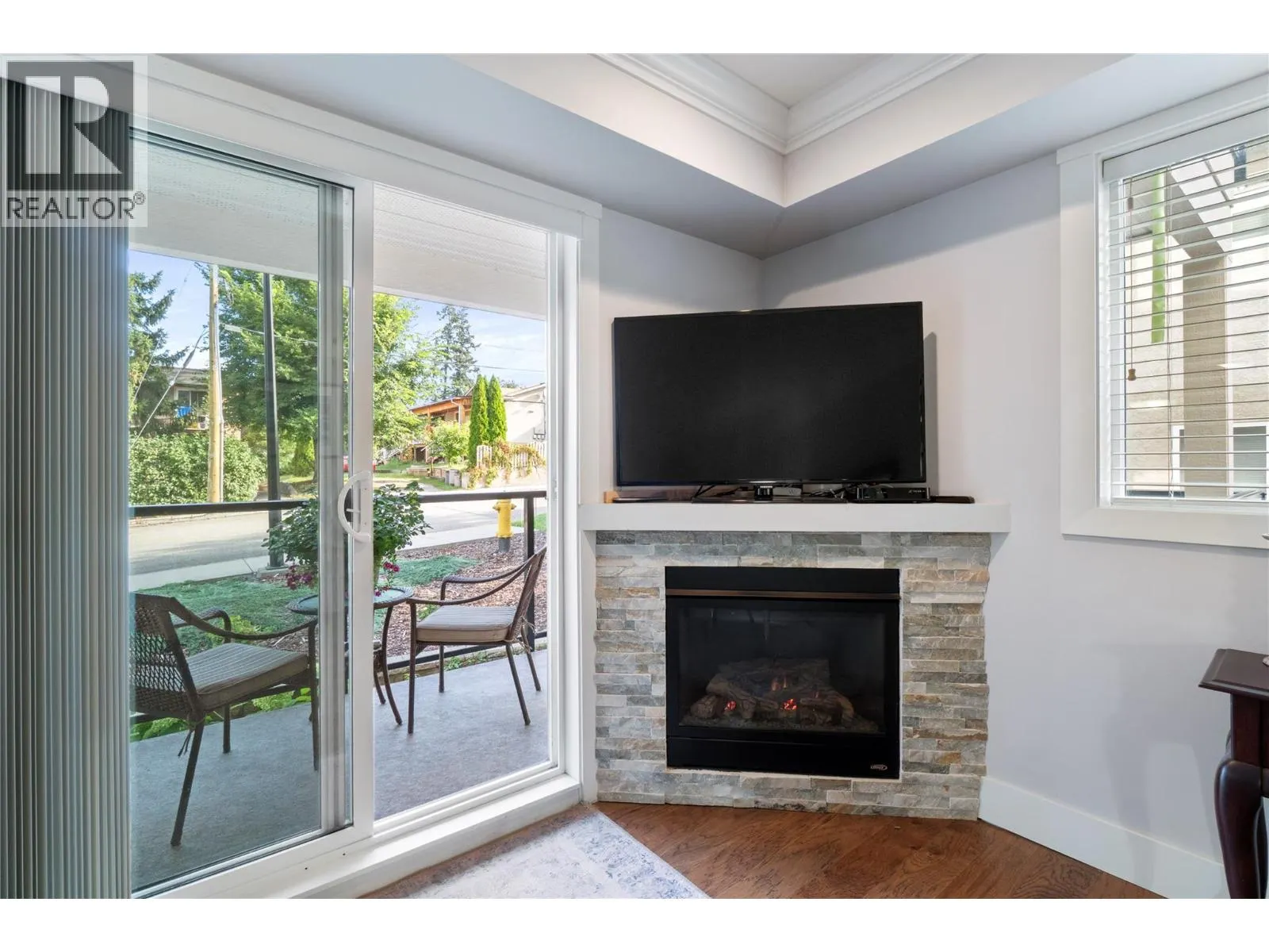 330 4th Avenue SE Unit# 202