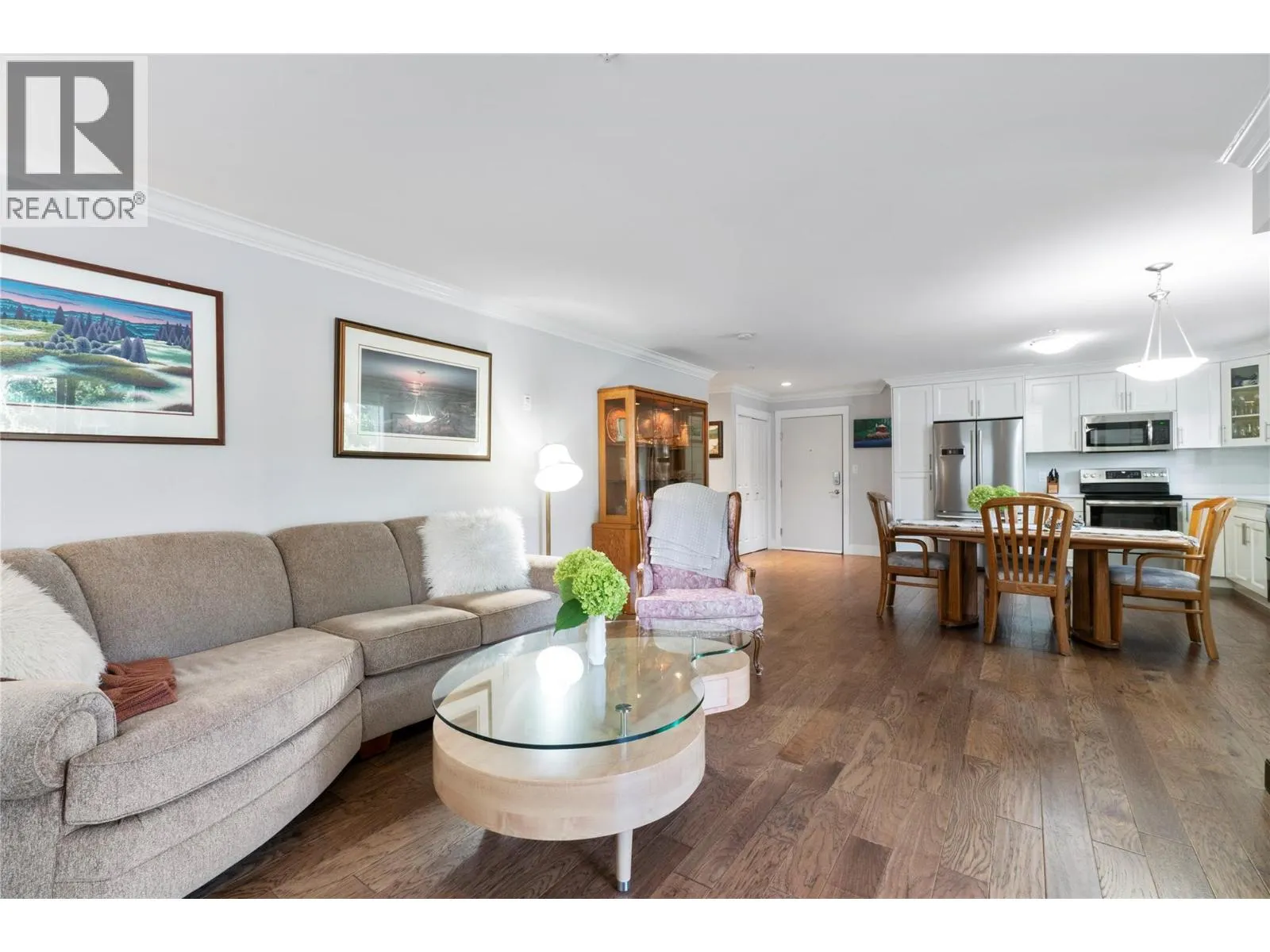 330 4th Avenue SE Unit# 202
