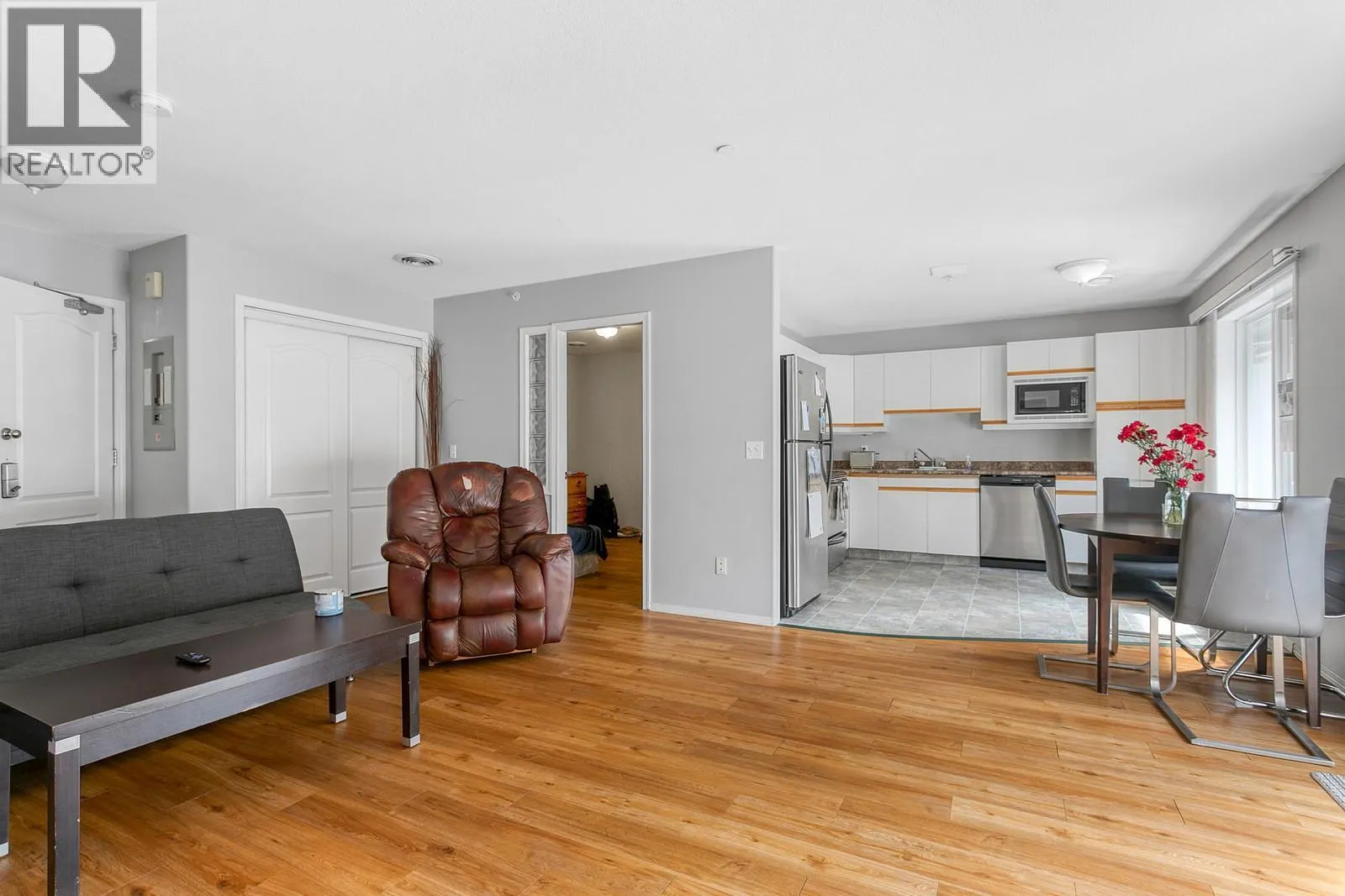 453 Morrison Avenue