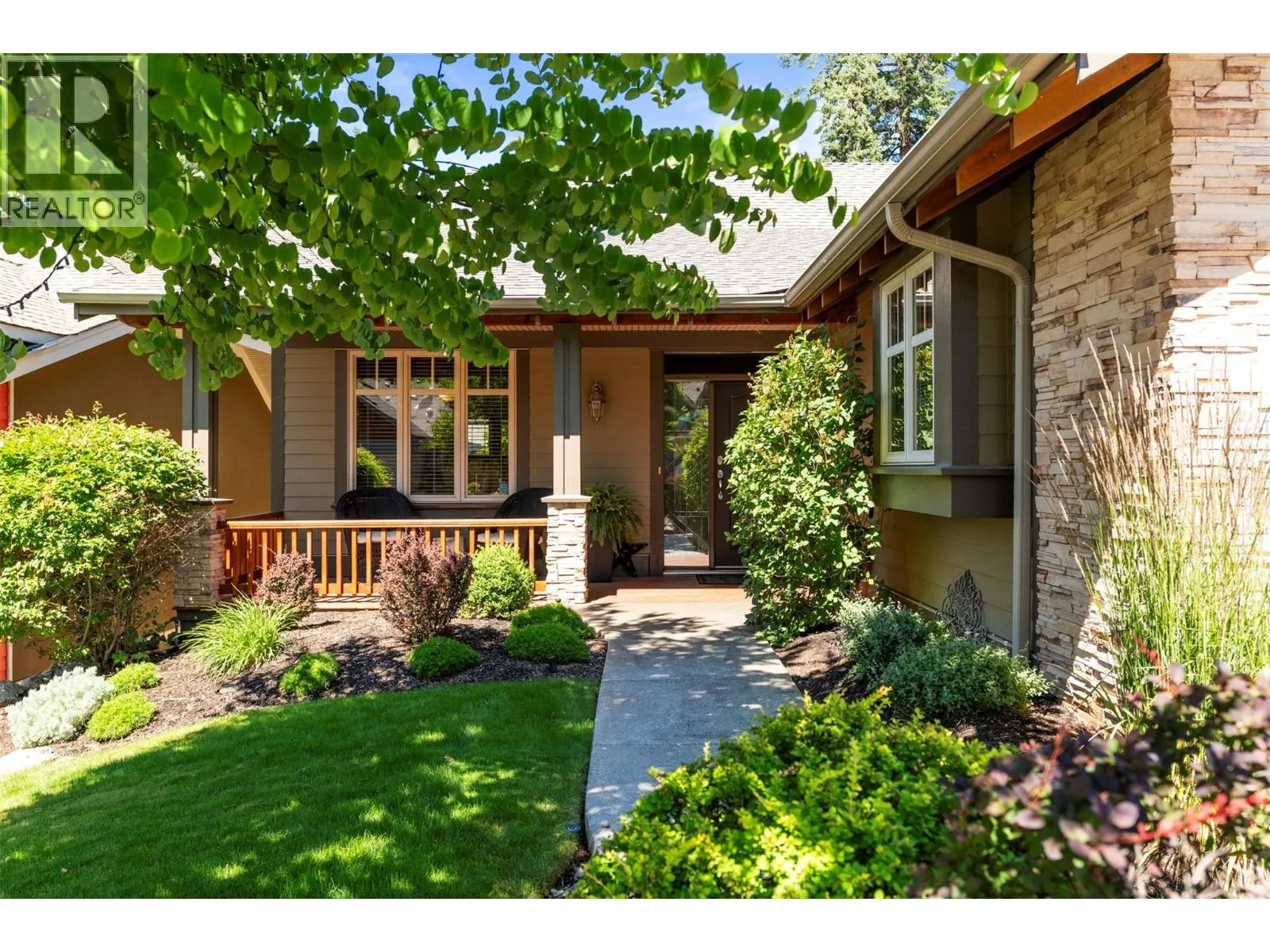 140 Mashie Crescent