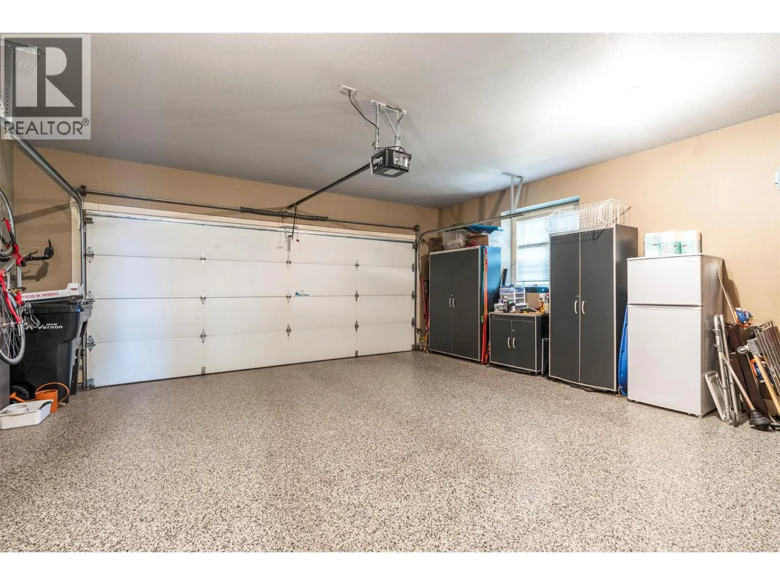 140 Mashie Crescent