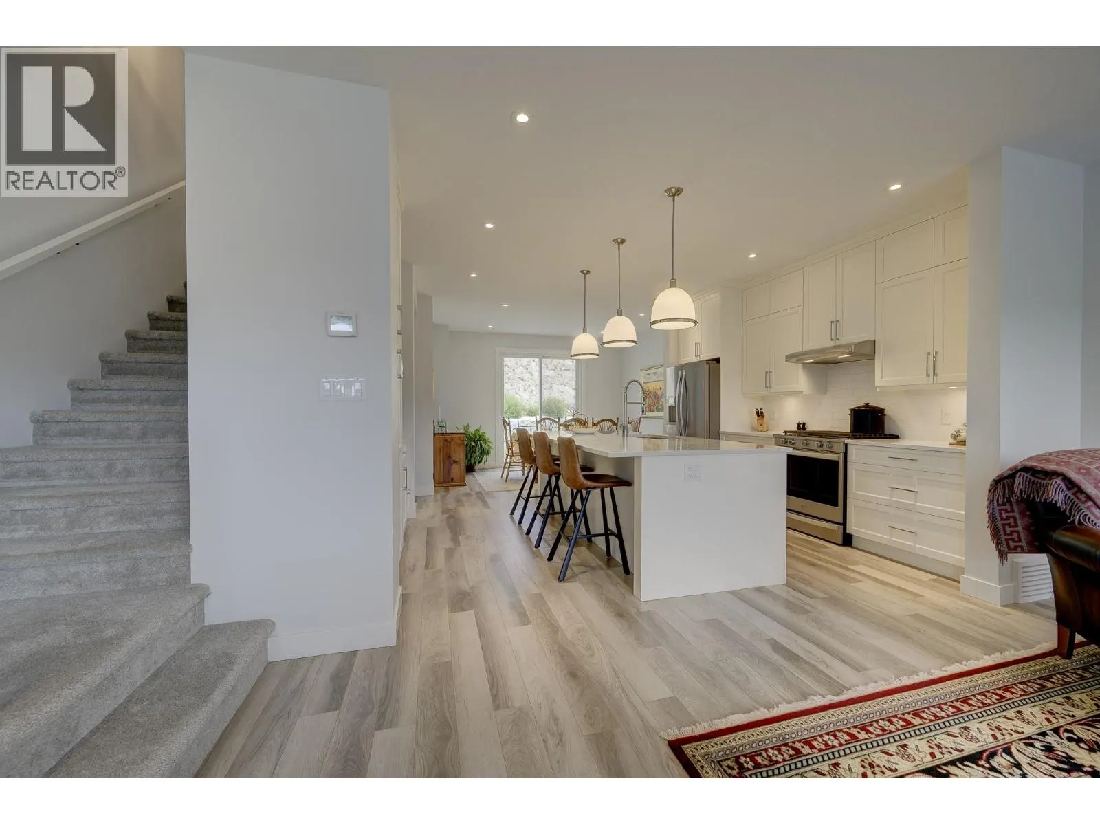 124 RIVER GATE Drive