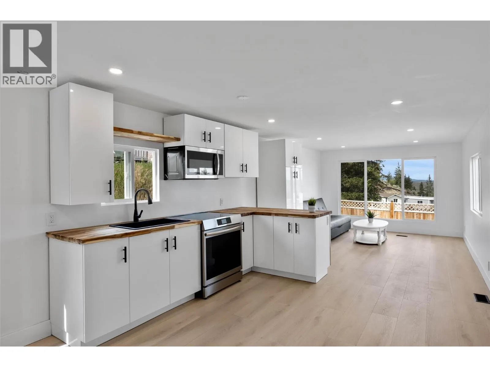 1680 Lac Le Jeune Road Unit# 20