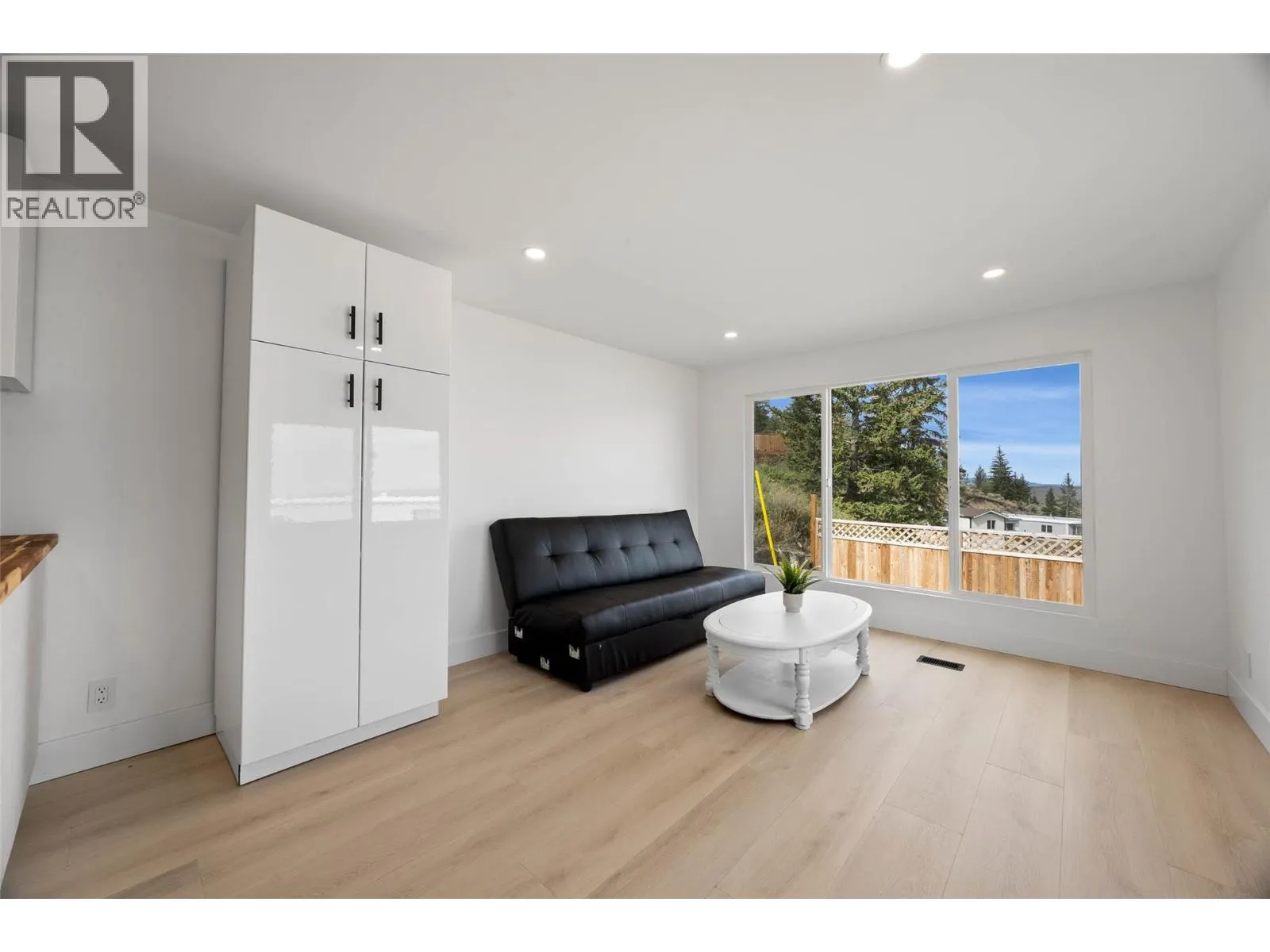 1680 Lac Le Jeune Road Unit# 20