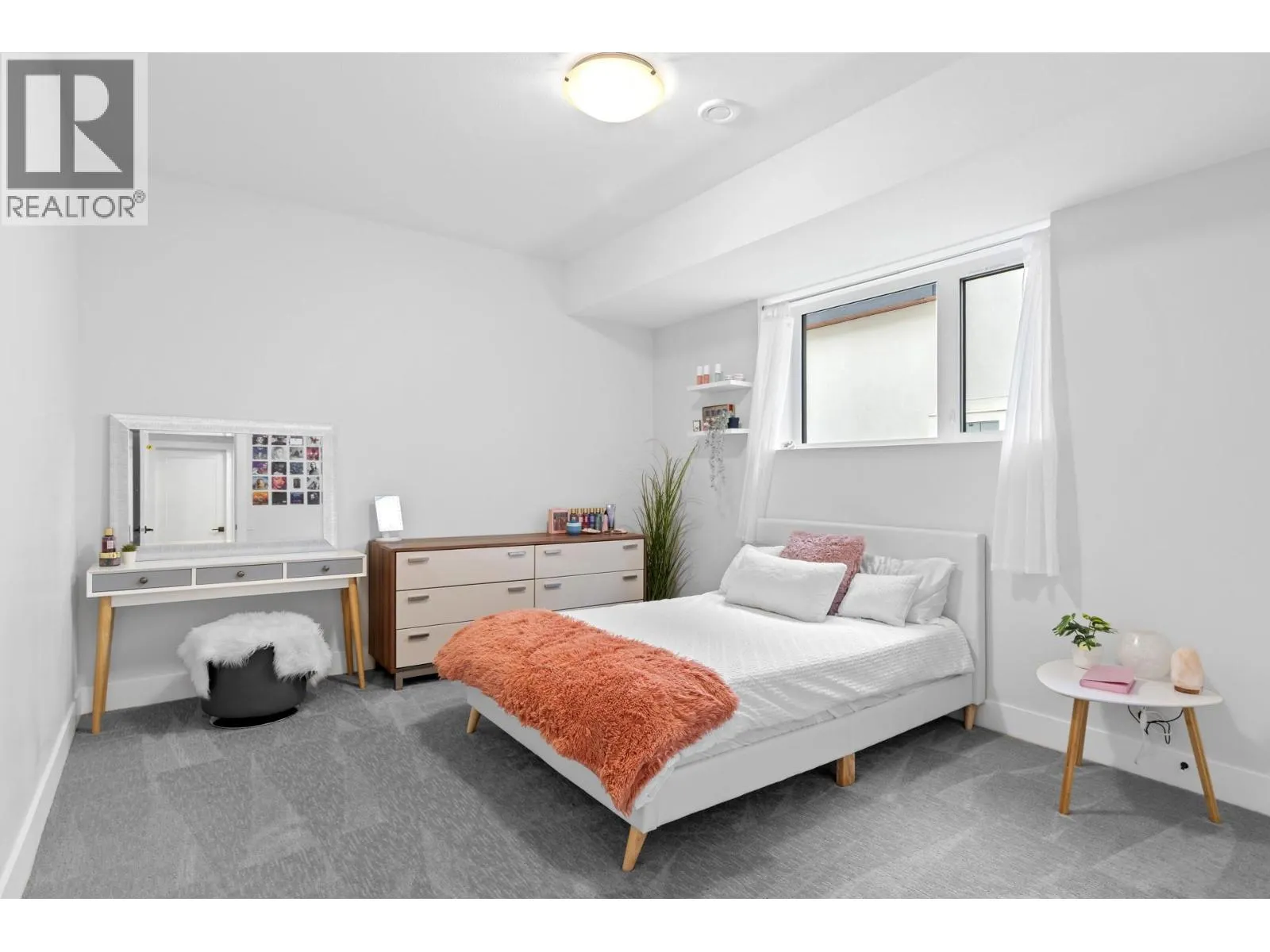 10100 Tyndall Road Unit# 15