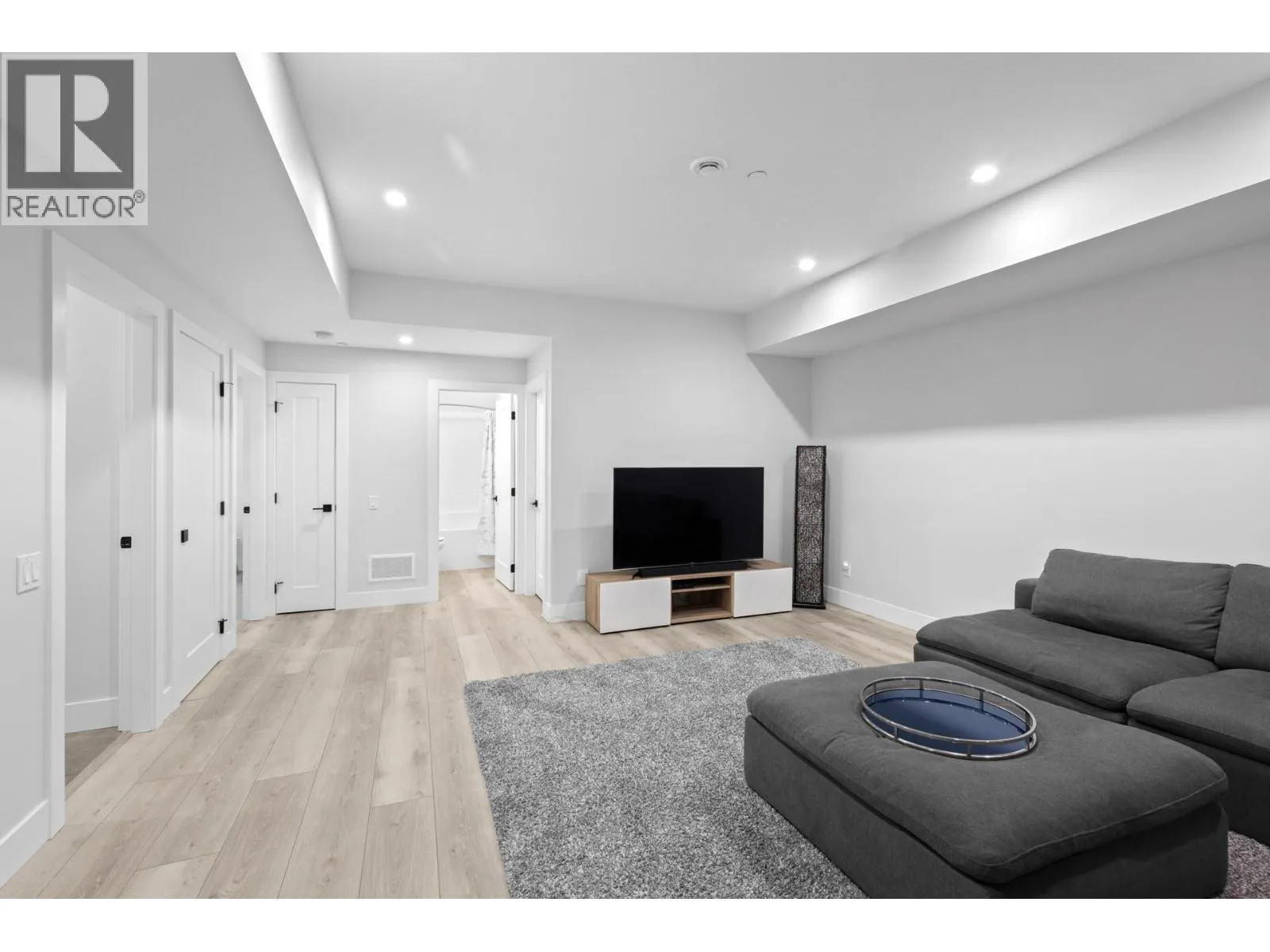 10100 Tyndall Road Unit# 15