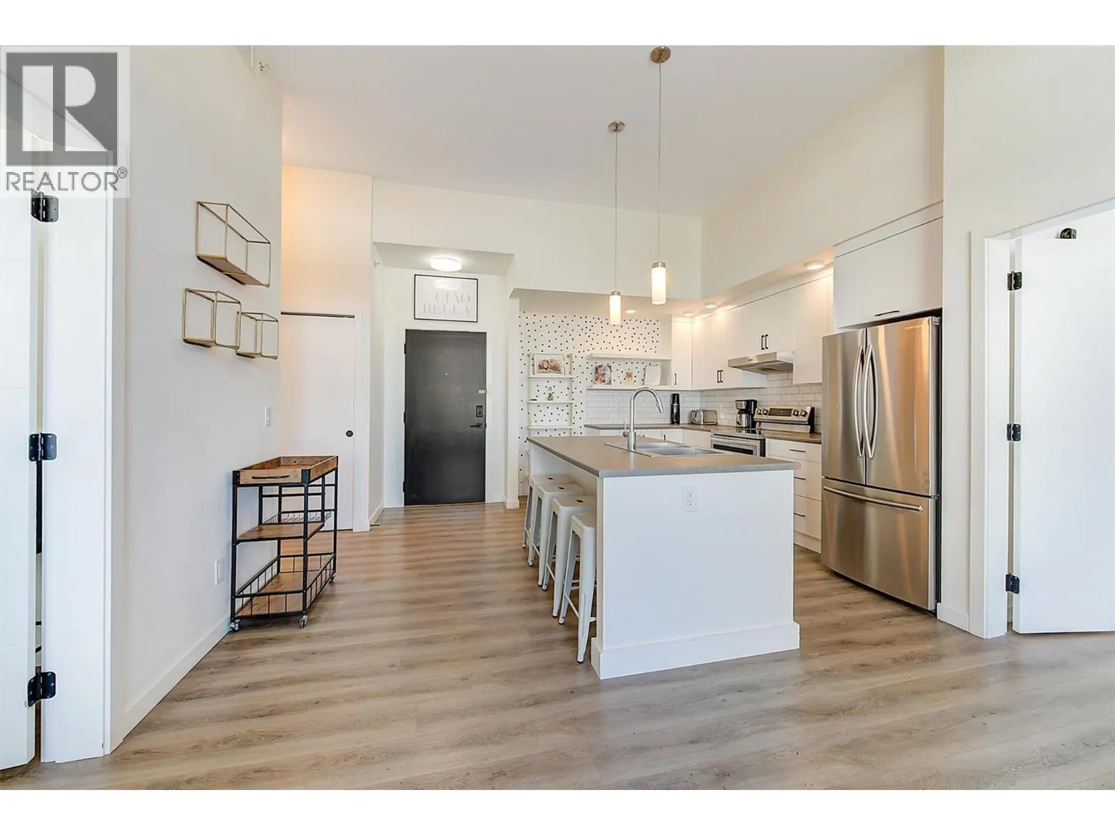 1215 St Paul Street Unit# 609