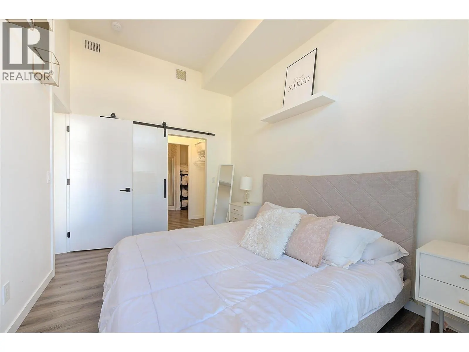 1215 St Paul Street Unit# 609