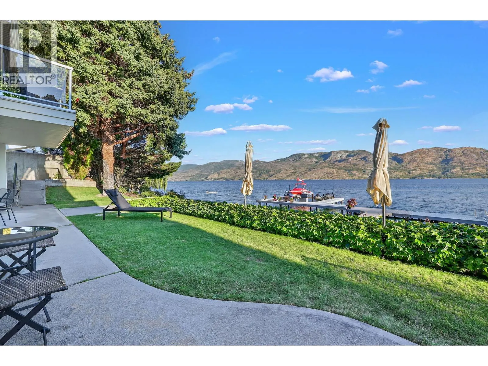 3050 Seclusion Bay Road Unit# 100