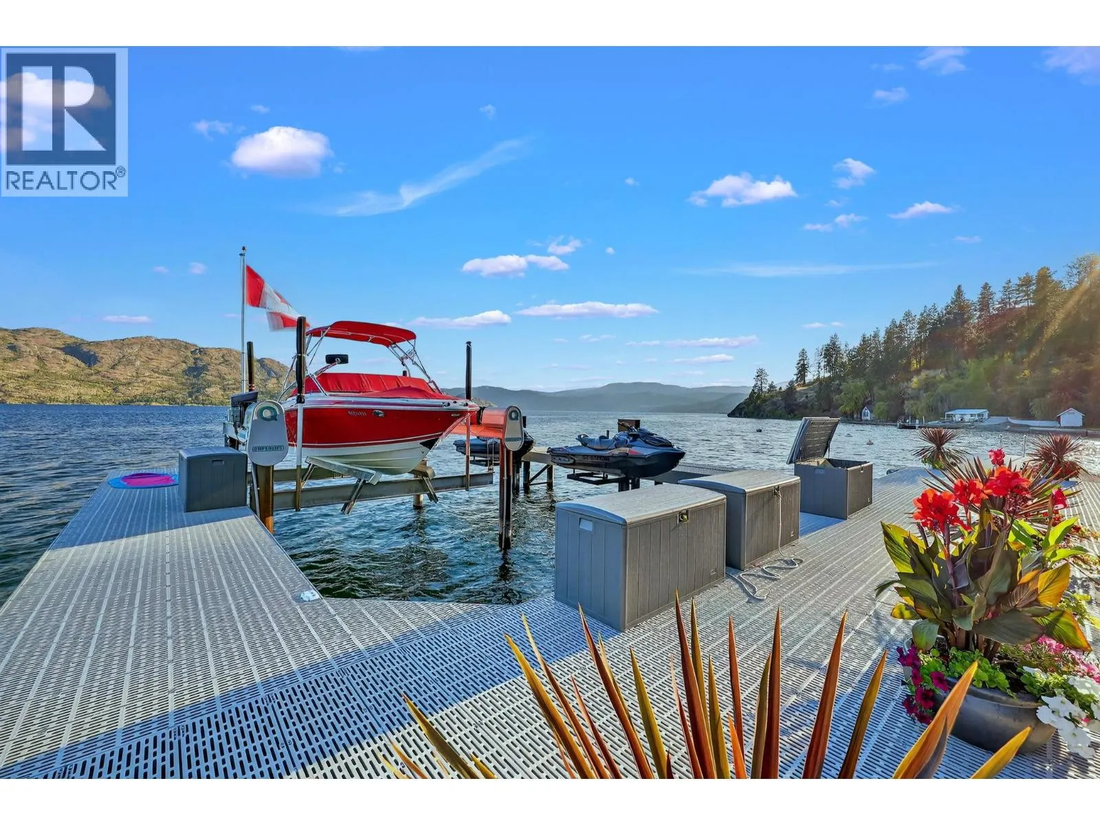 3050 Seclusion Bay Road Unit# 100