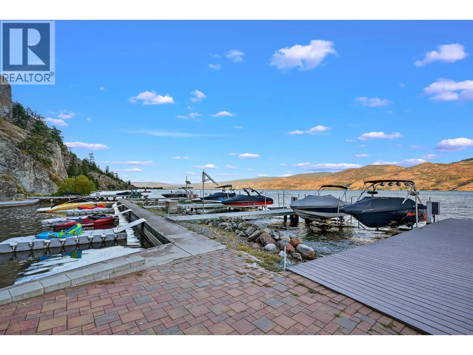 3050 Seclusion Bay Road Unit# 100