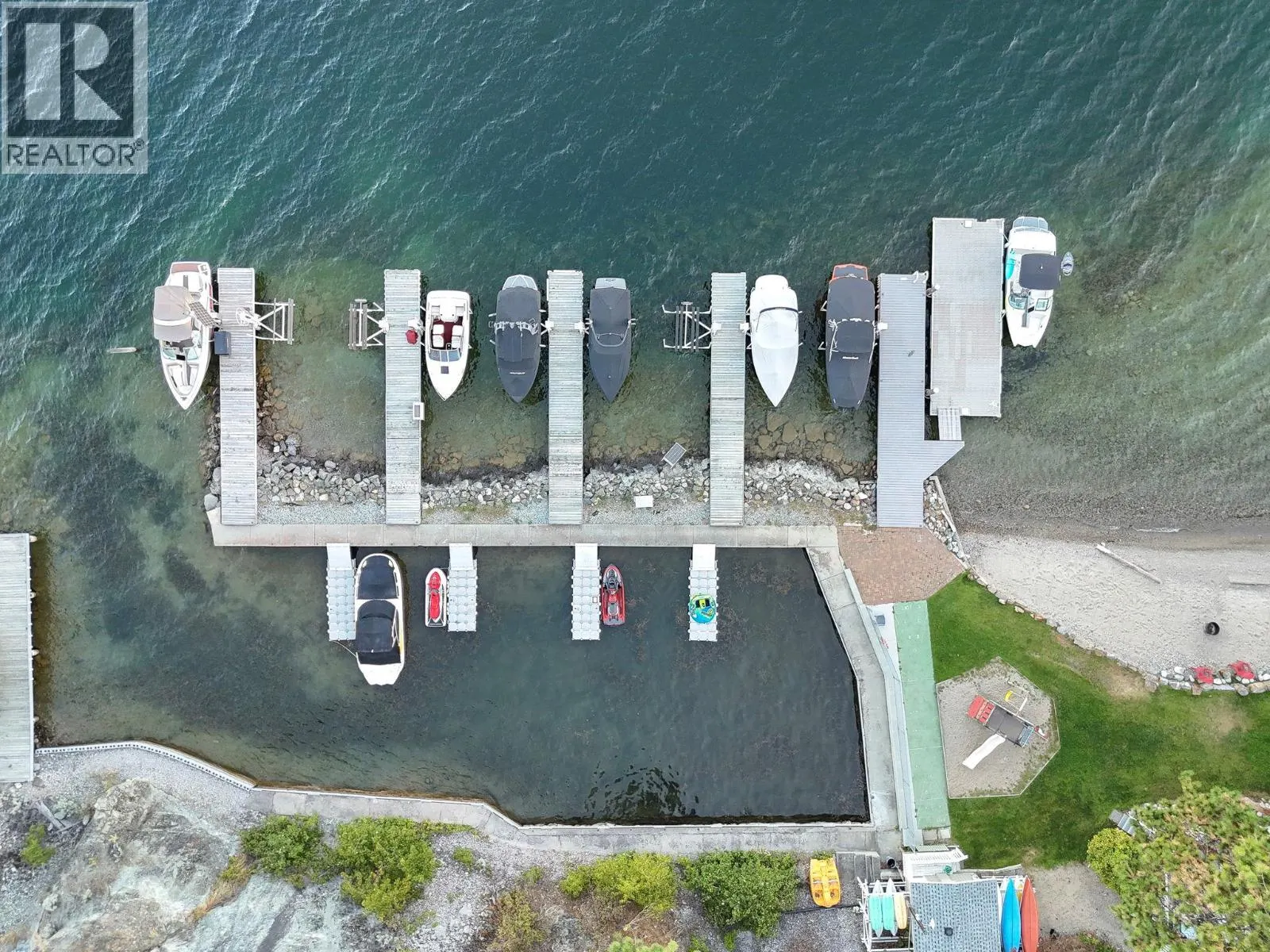 3050 Seclusion Bay Road Unit# 100