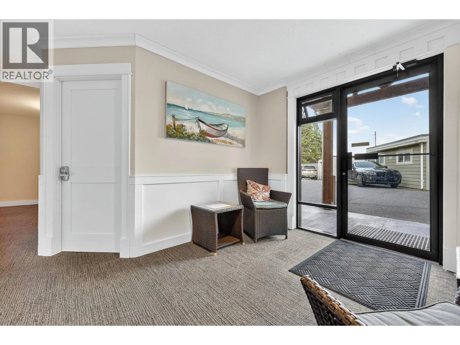3050 Seclusion Bay Road Unit# 100