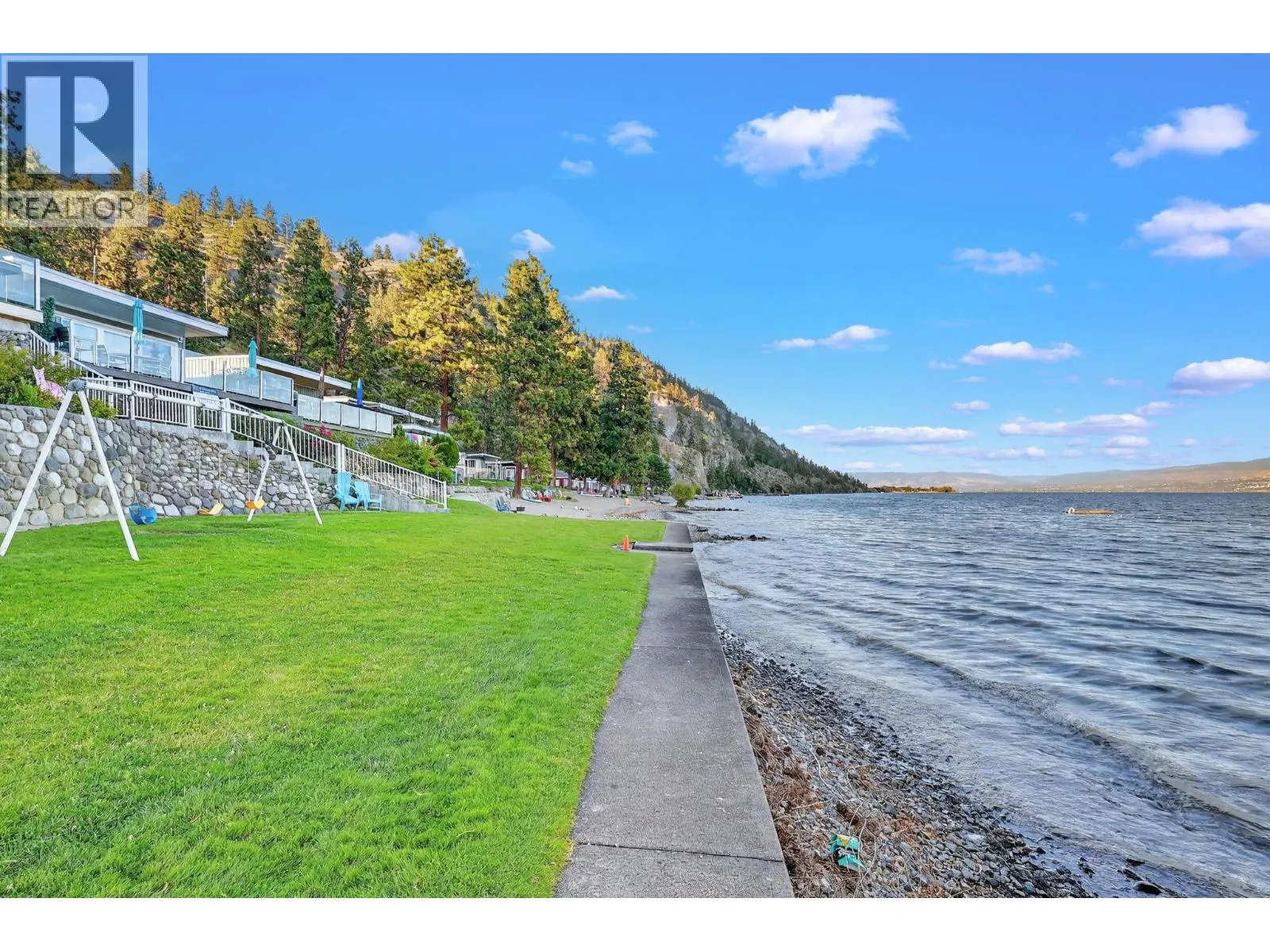 3050 Seclusion Bay Road Unit# 100