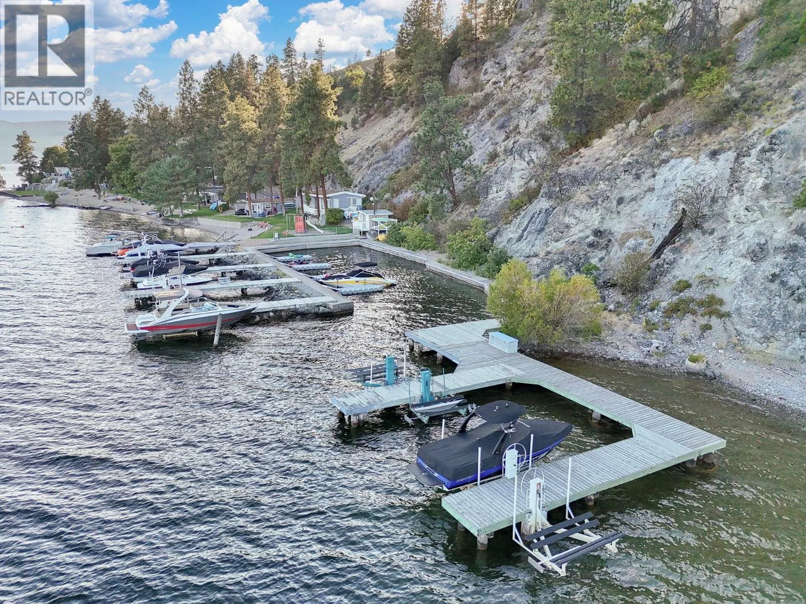 3050 Seclusion Bay Road Unit# 100