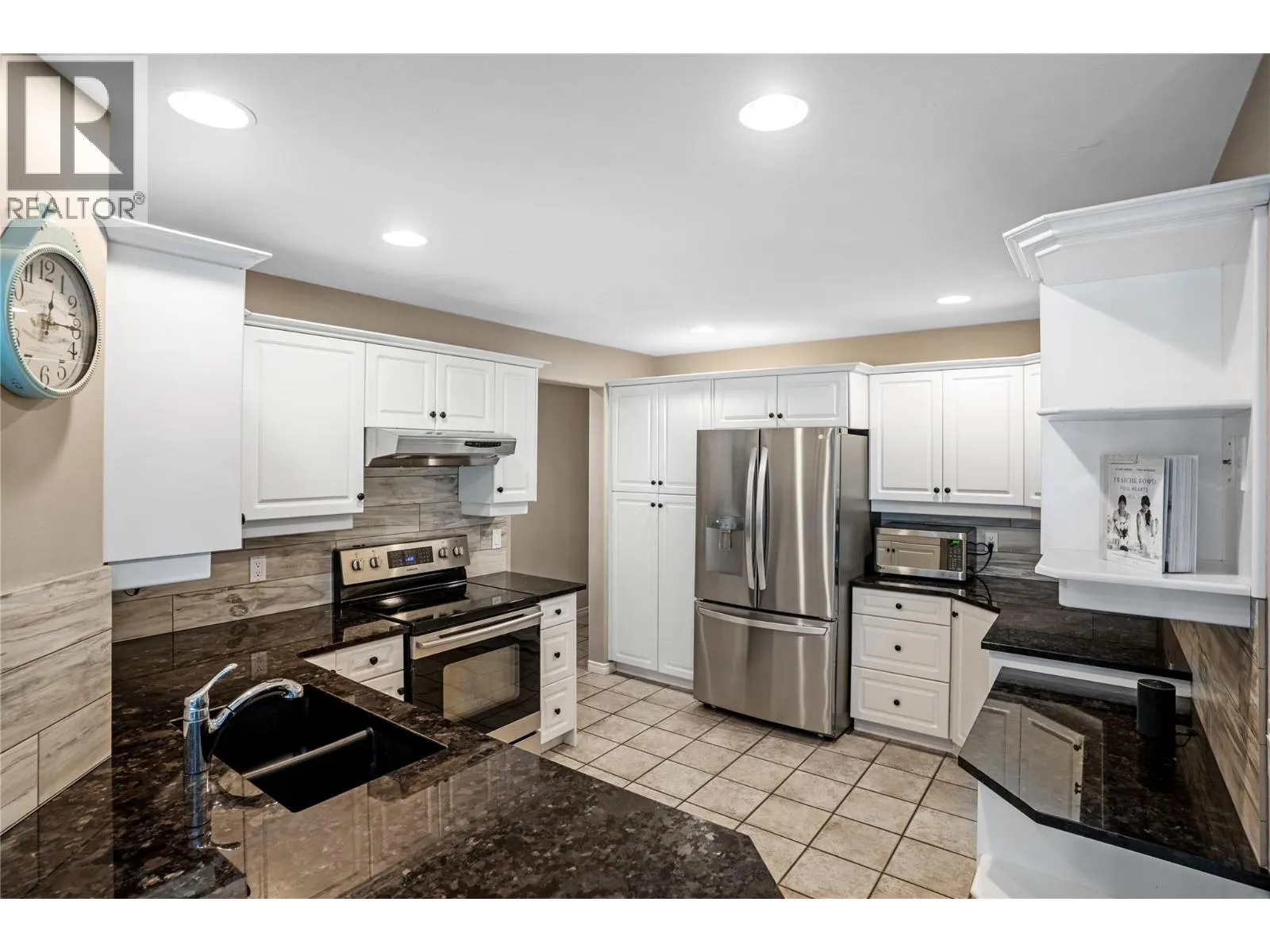 1083 Chilcotin Crescent