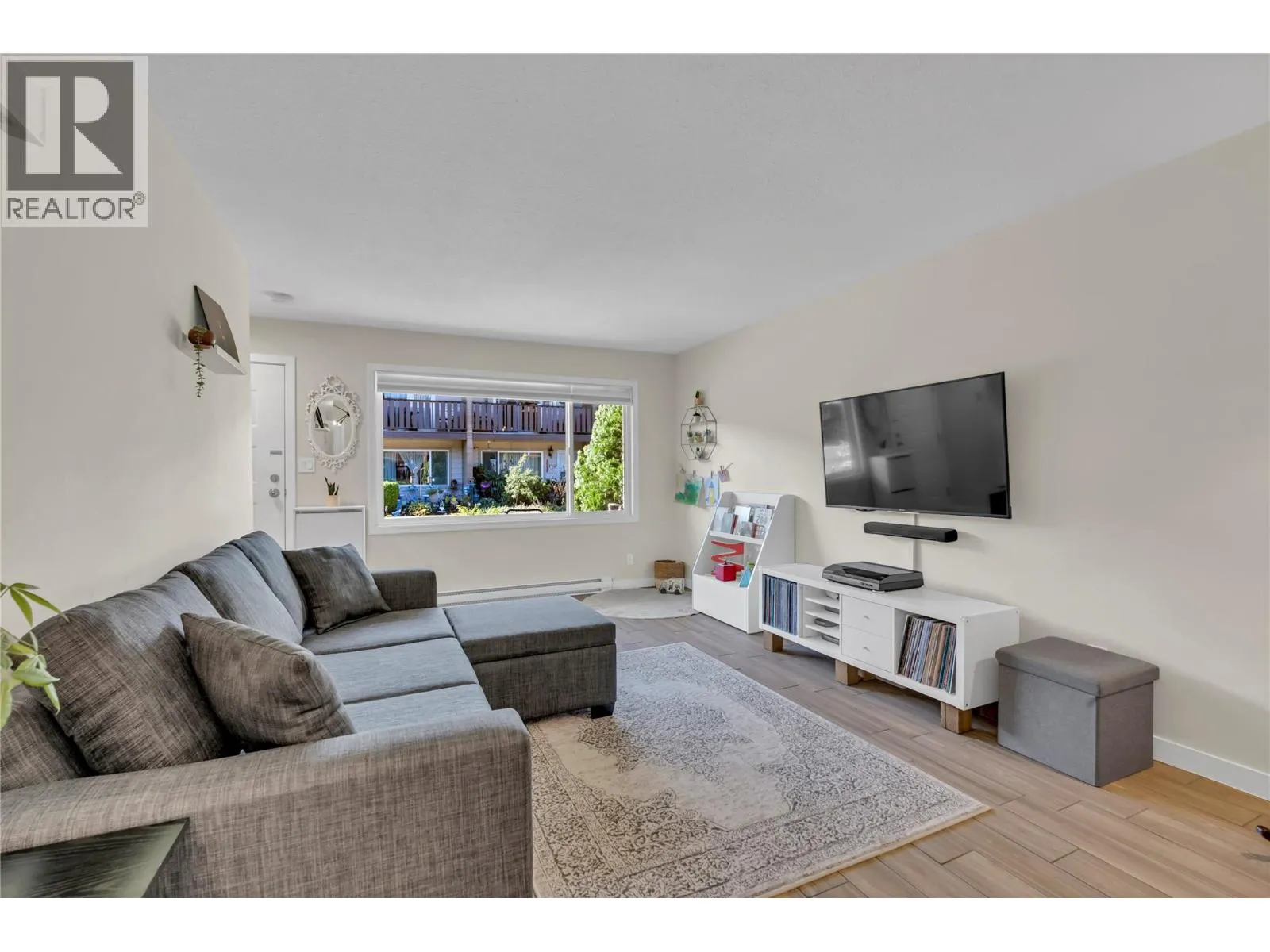 13707 Dickson Avenue Unit# 3