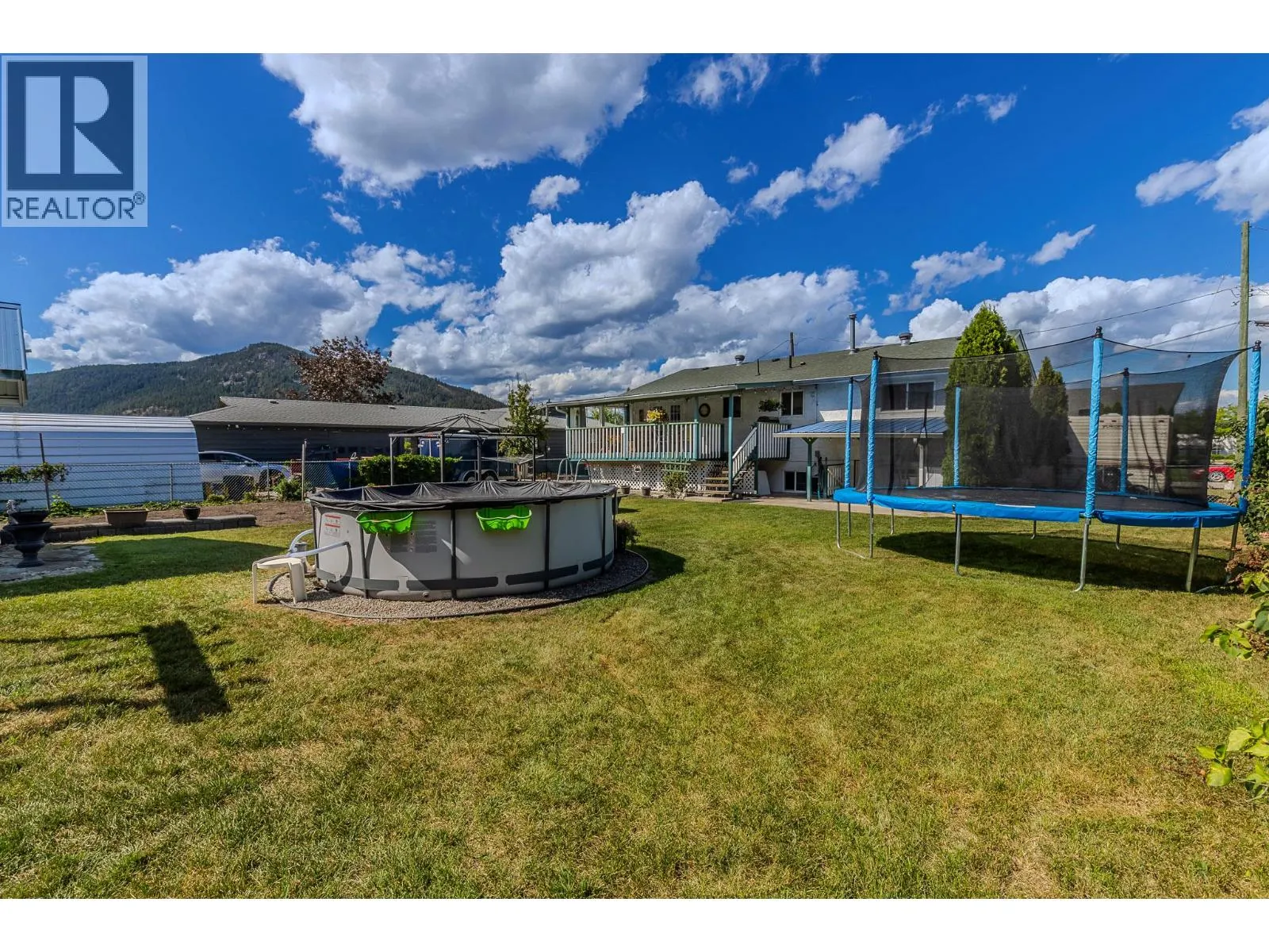 3735 Patten Crescent