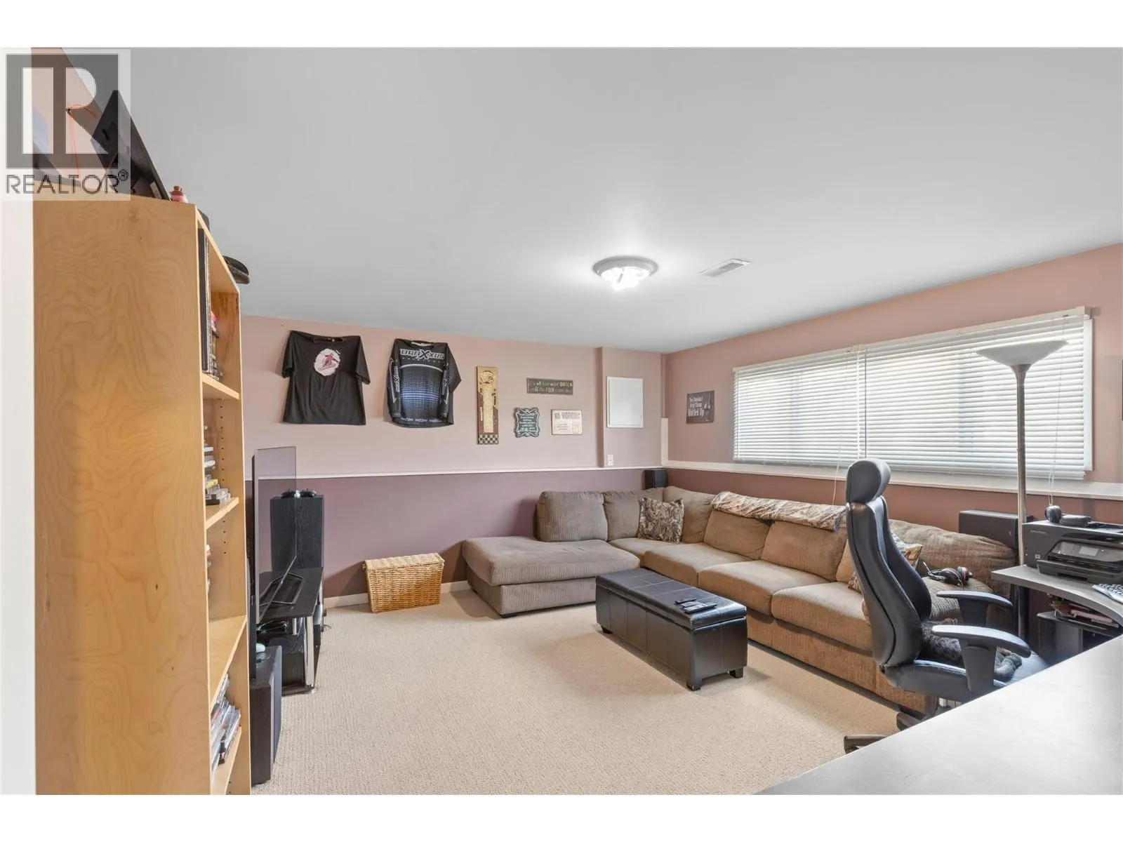 3735 Patten Crescent